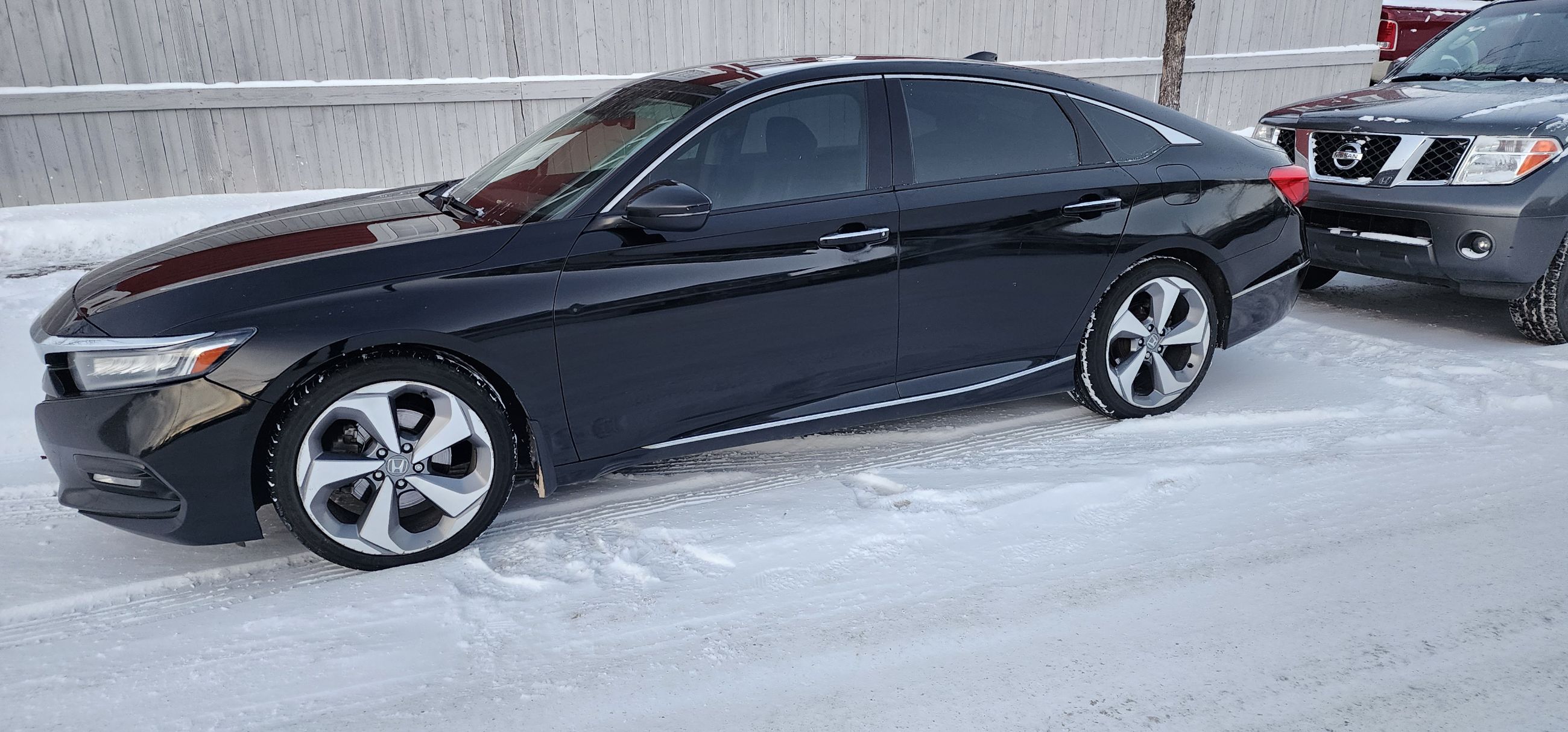 Photo of 2018 Honda Accord Touring GREAT DEAL