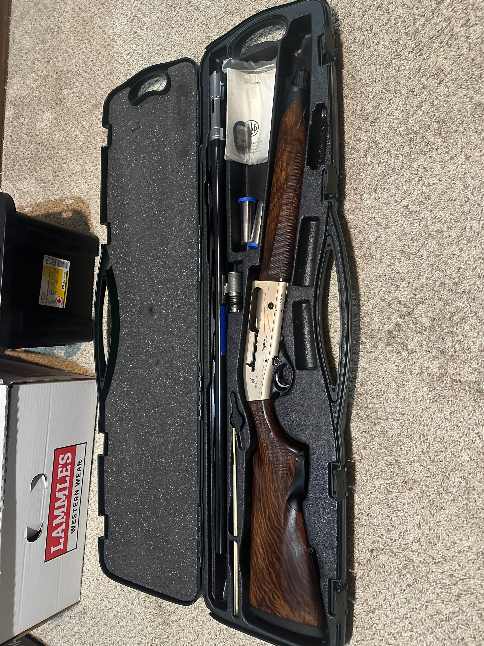 Beretta A 400 12 gauge - 2 - 1765603911881_IMG_9025