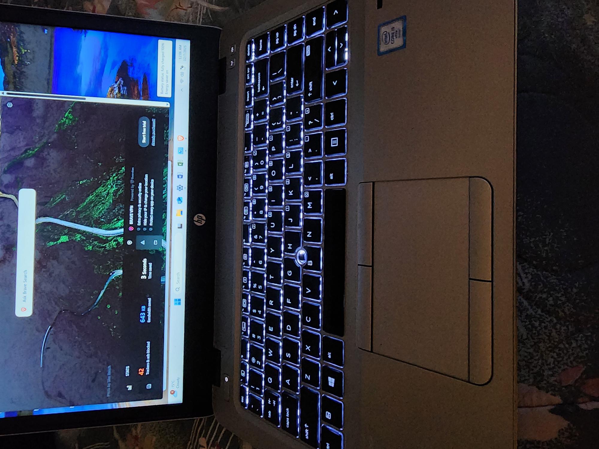 Photo of HP G3 14.1" i5 2.90GHz 16GB/250GB M2+480 SSD,7.5 HR Battery WIN 11 PRO