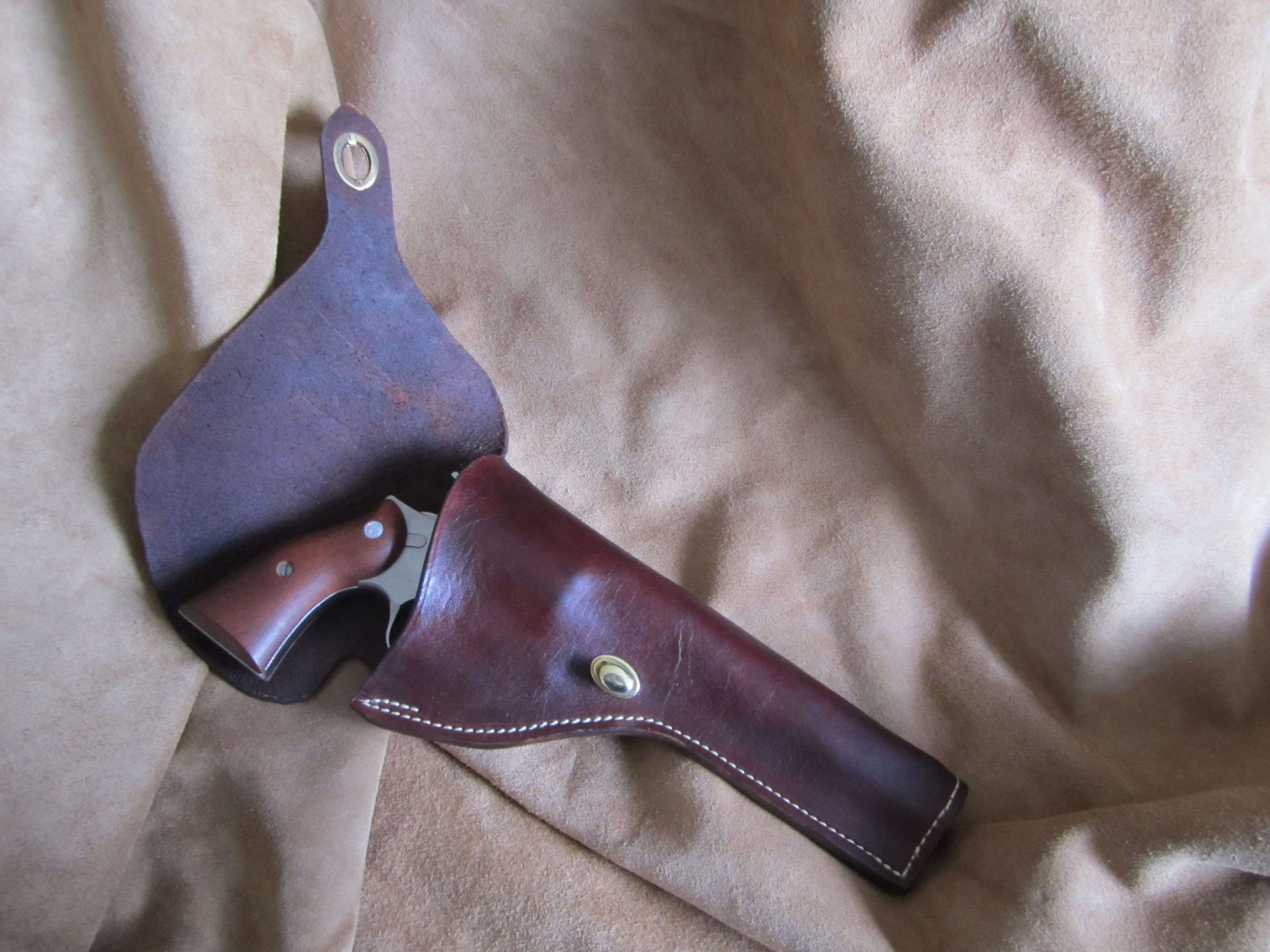 Custom Leather Holsters - 15 - 1765761085310_IMG_1499 (2023_10_07 15_45_19 UTC)