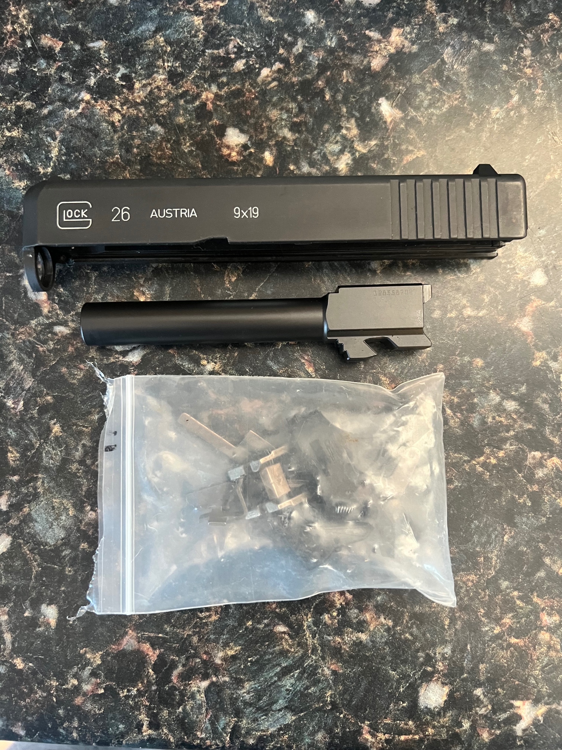 glock 26 gen 3 + lower parts kit - 1 - 1765807471262_IMG_0593