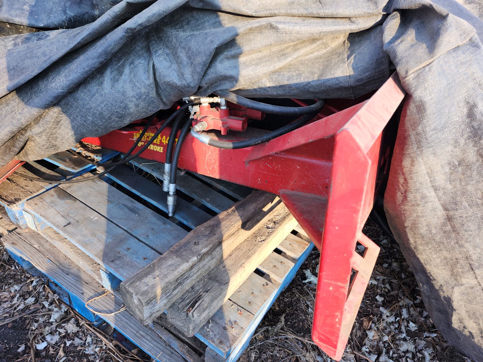 Photo of Like-New Split-Fire 4407 (32-Ton) – Complete Skid Steer Splitter Package for Sale