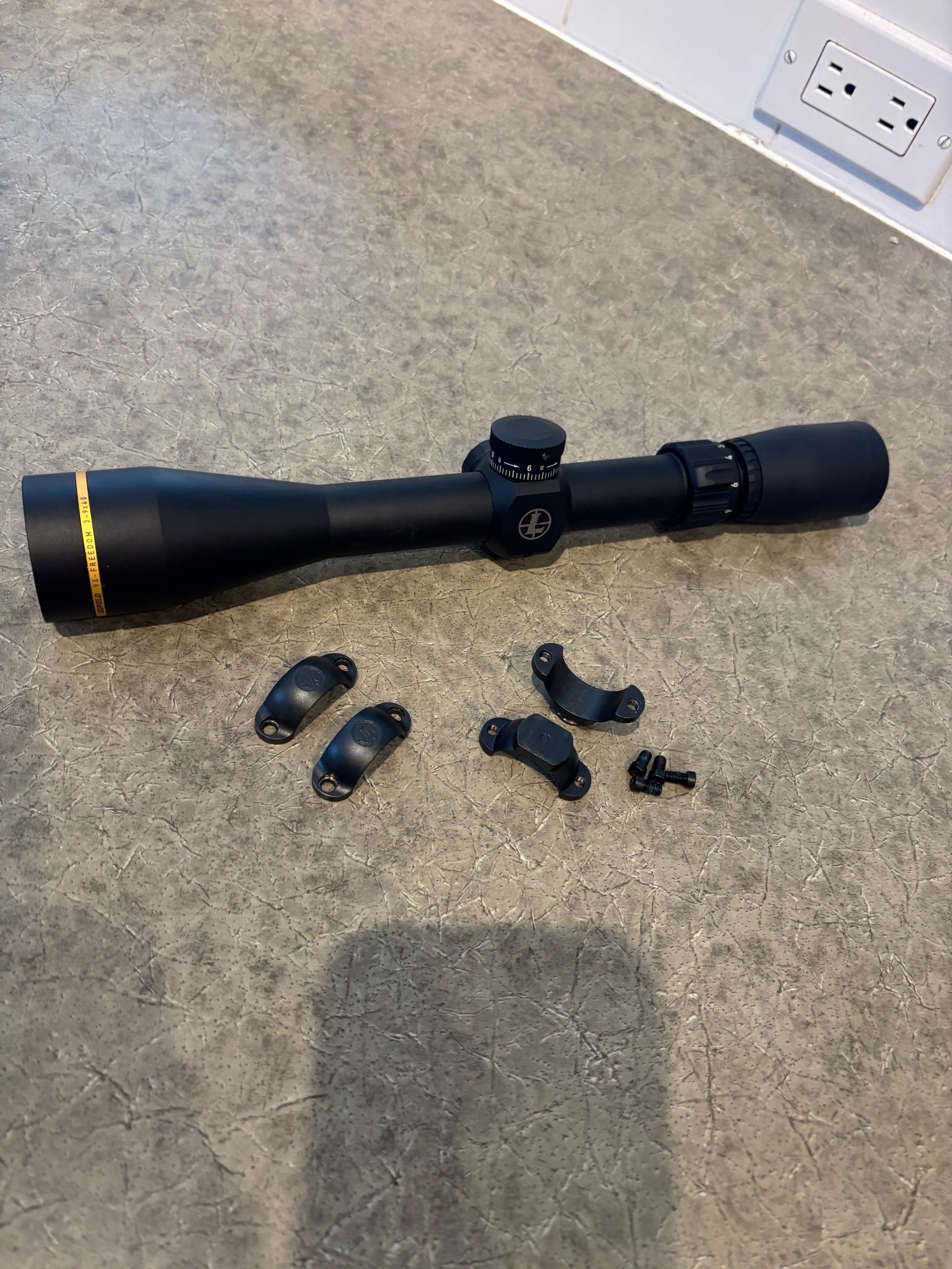 Photo of Leopuld VX Freedom 3x9-40 rifle scope CDS duplex