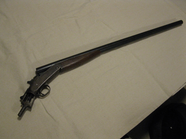 Photo of Harrington and Richardson Arms 12 Guage Vintage
