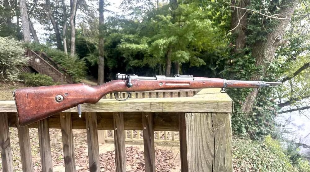 Photo of WWI German GEW M98 MAUSER RIFLE manufactured by V. CHR. SCHILLING SUHL 1916 1916 Gew M98 V.