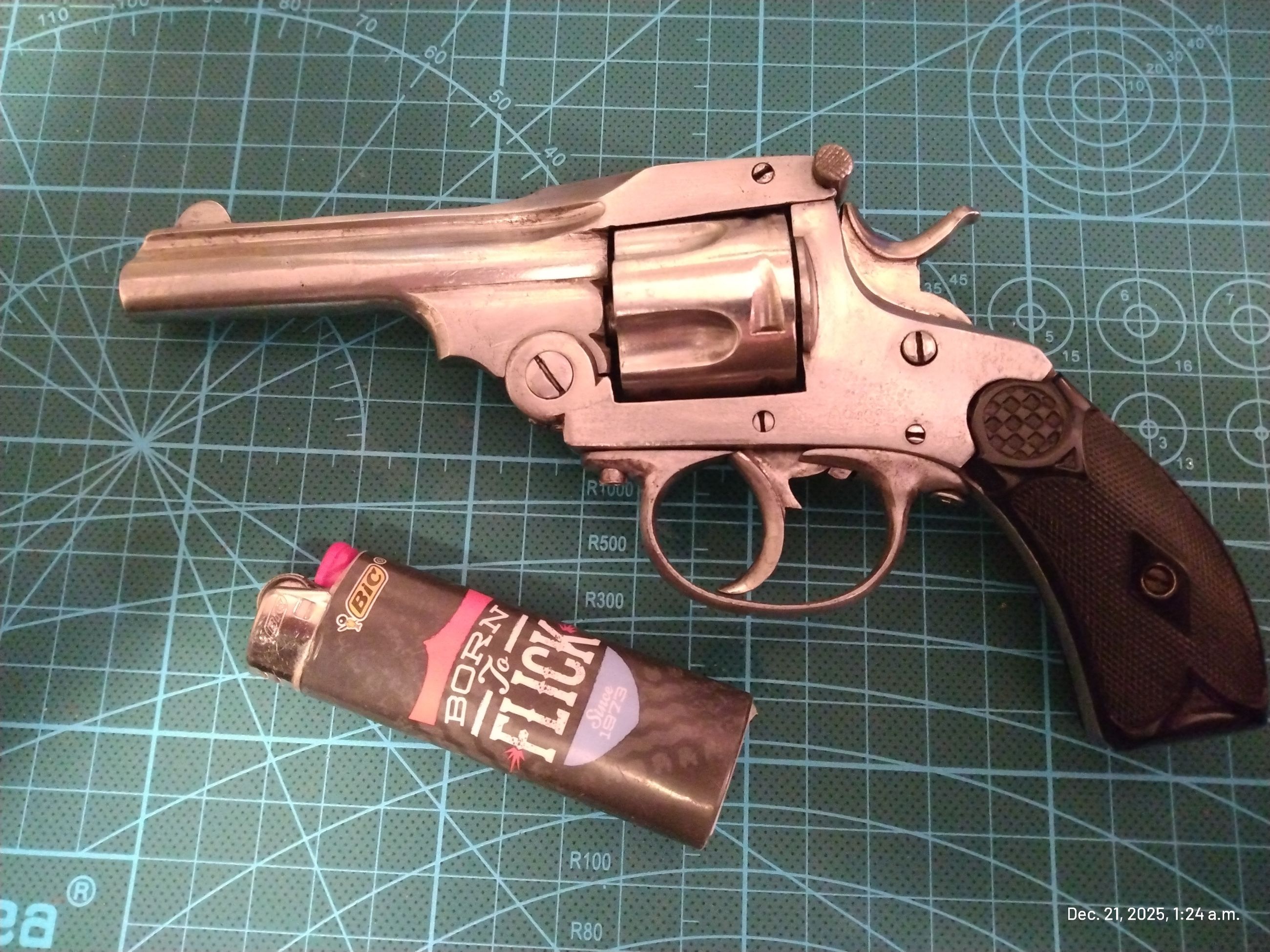 Belgian mini "Smith & Wesson" Open top clone  pocket Antique Revolver .32HR cal. $2500 - 7 - 1766303397461_IMG_20251221_012407980