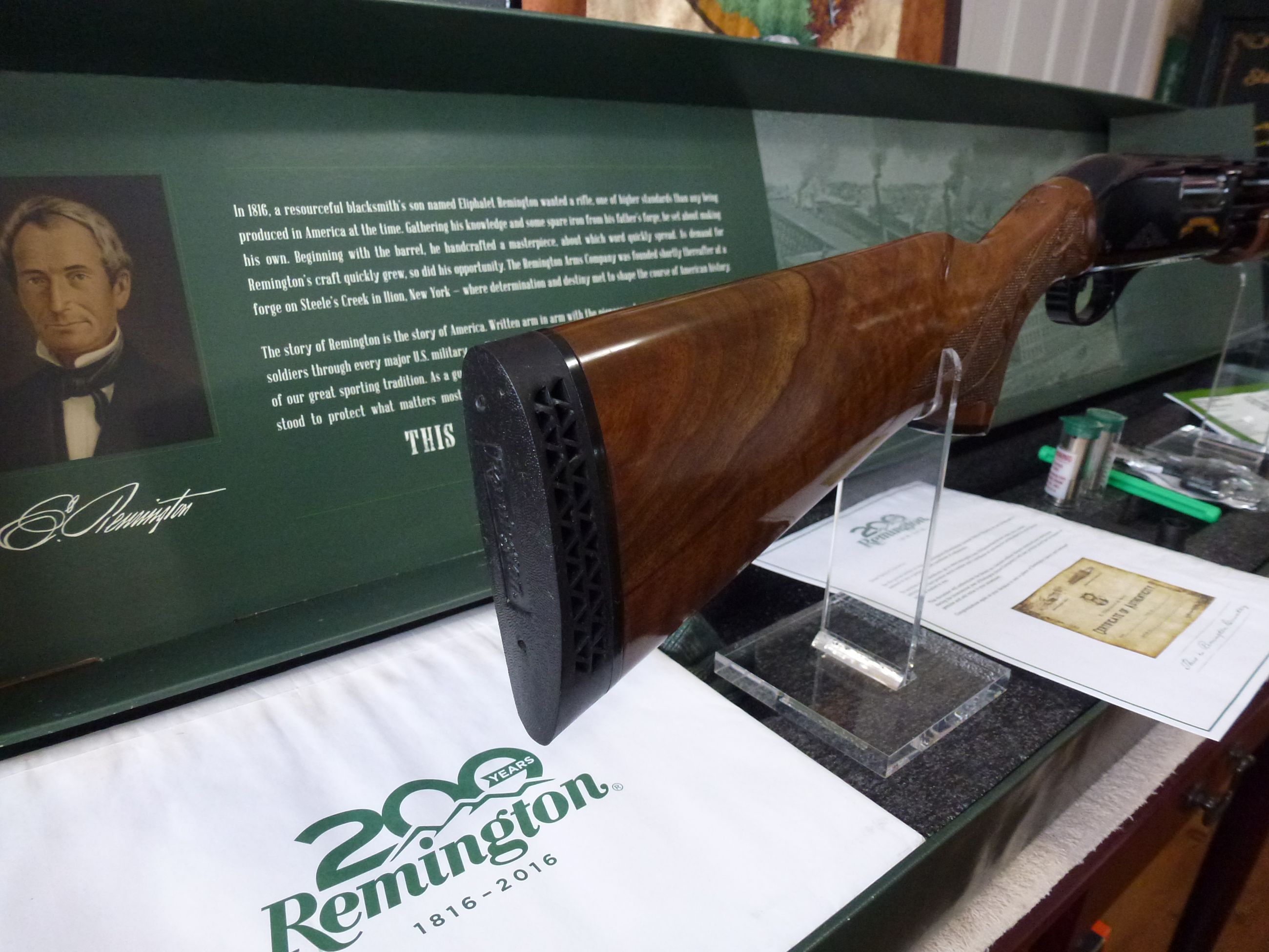 ***FOR COLLECTORS***REMINGTON MODEL 870 WINGMASTER -200th ANNIVERSARY LIMITED EDITION*** - 2 - 1766343647396_P1040901