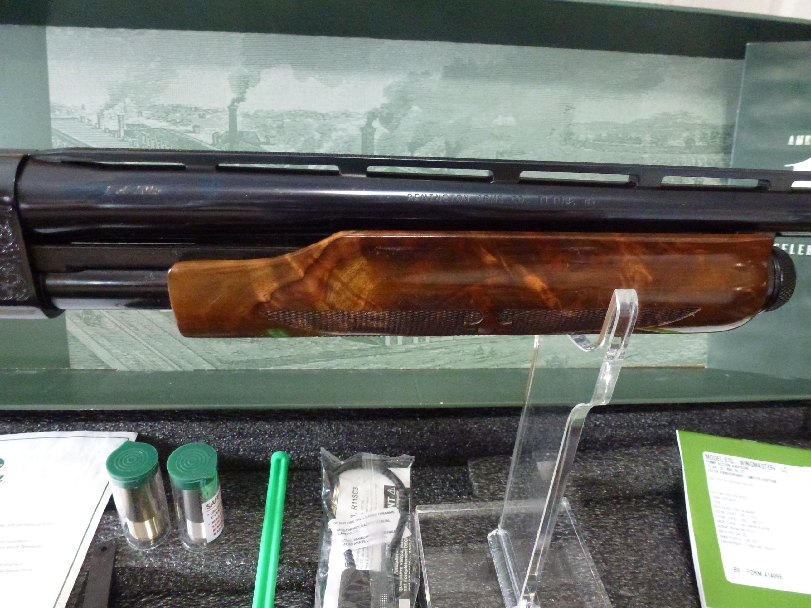 ***FOR COLLECTORS***REMINGTON MODEL 870 WINGMASTER -200th ANNIVERSARY LIMITED EDITION*** - 4 - 1766343647939_P1040903