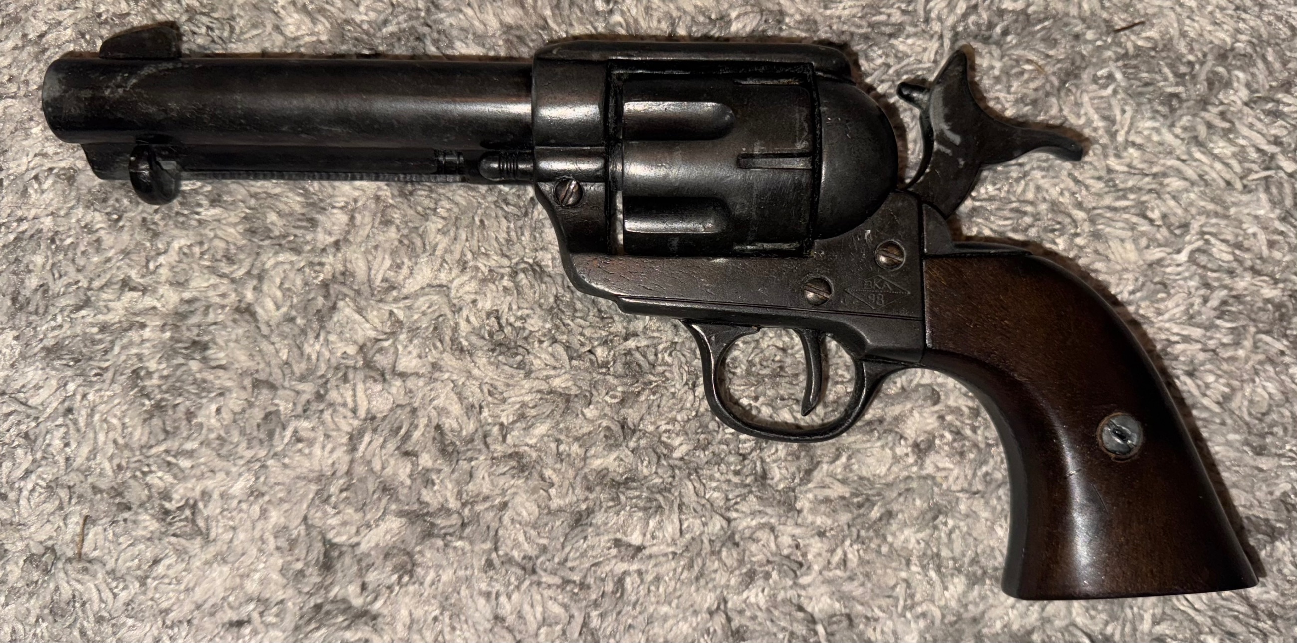 BKA 98 Replica Colt 45 Revolver  - 3 - 1766551391136_IMG_5575