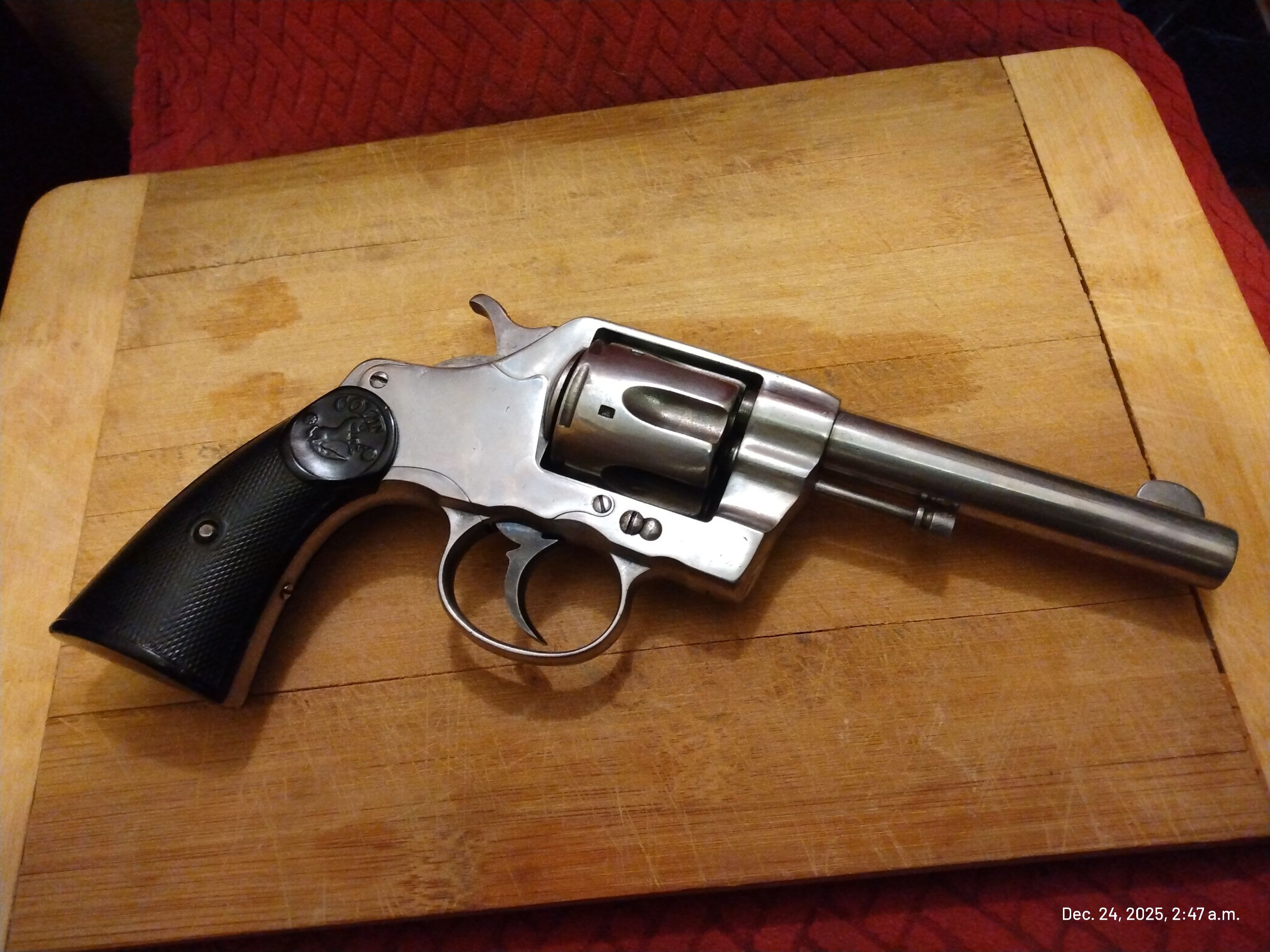 Colt M1892 New Army DA "swing out cylinder" Antique status Revolver .41 LC Antique $5200 - 2 - 1766618270999_IMG_20251224_024720693
