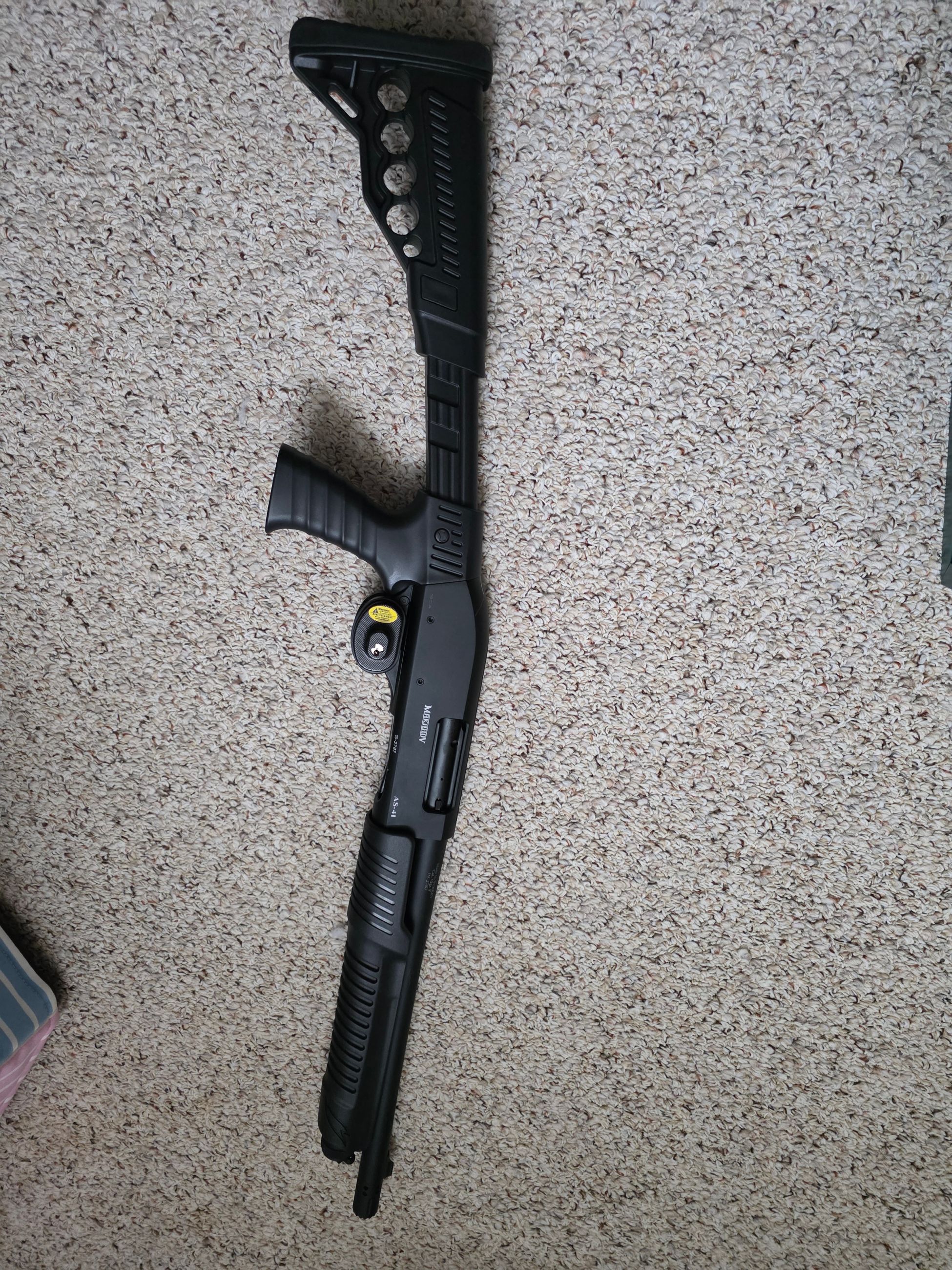 Photo of Makarov 12 gauge shotgun