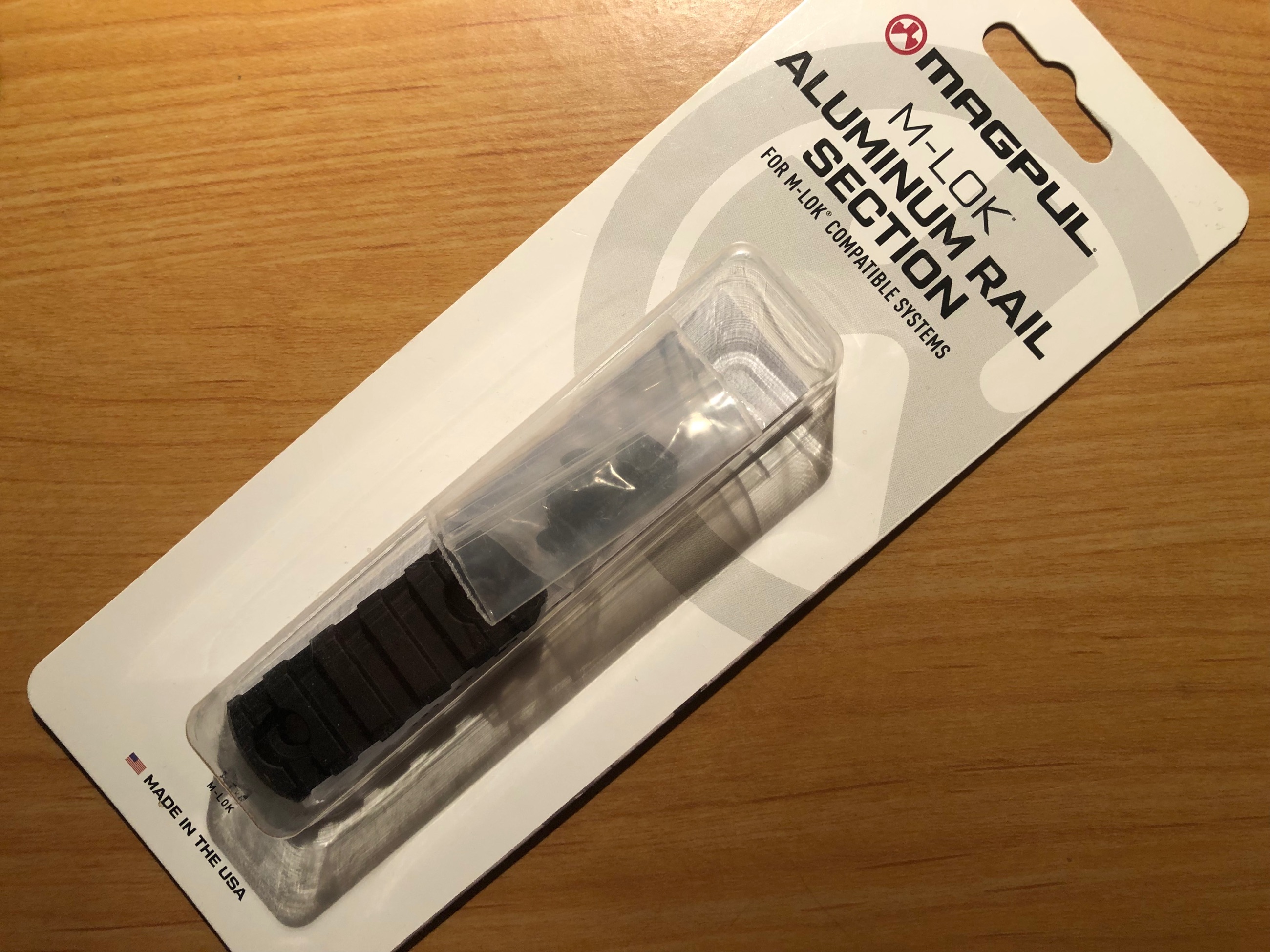 Photo of [BNIB]  Magpul Mlok Aluminum Rail - 5 Slots