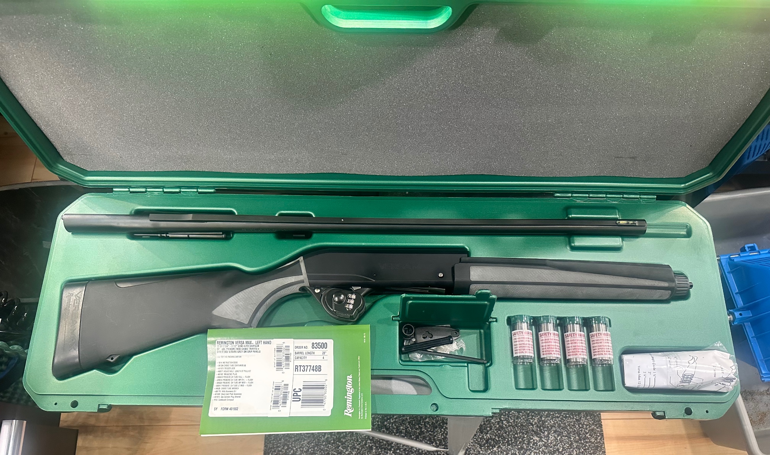 Photo of Remington Versa Max Synthetic – LEFT HAND – Like New