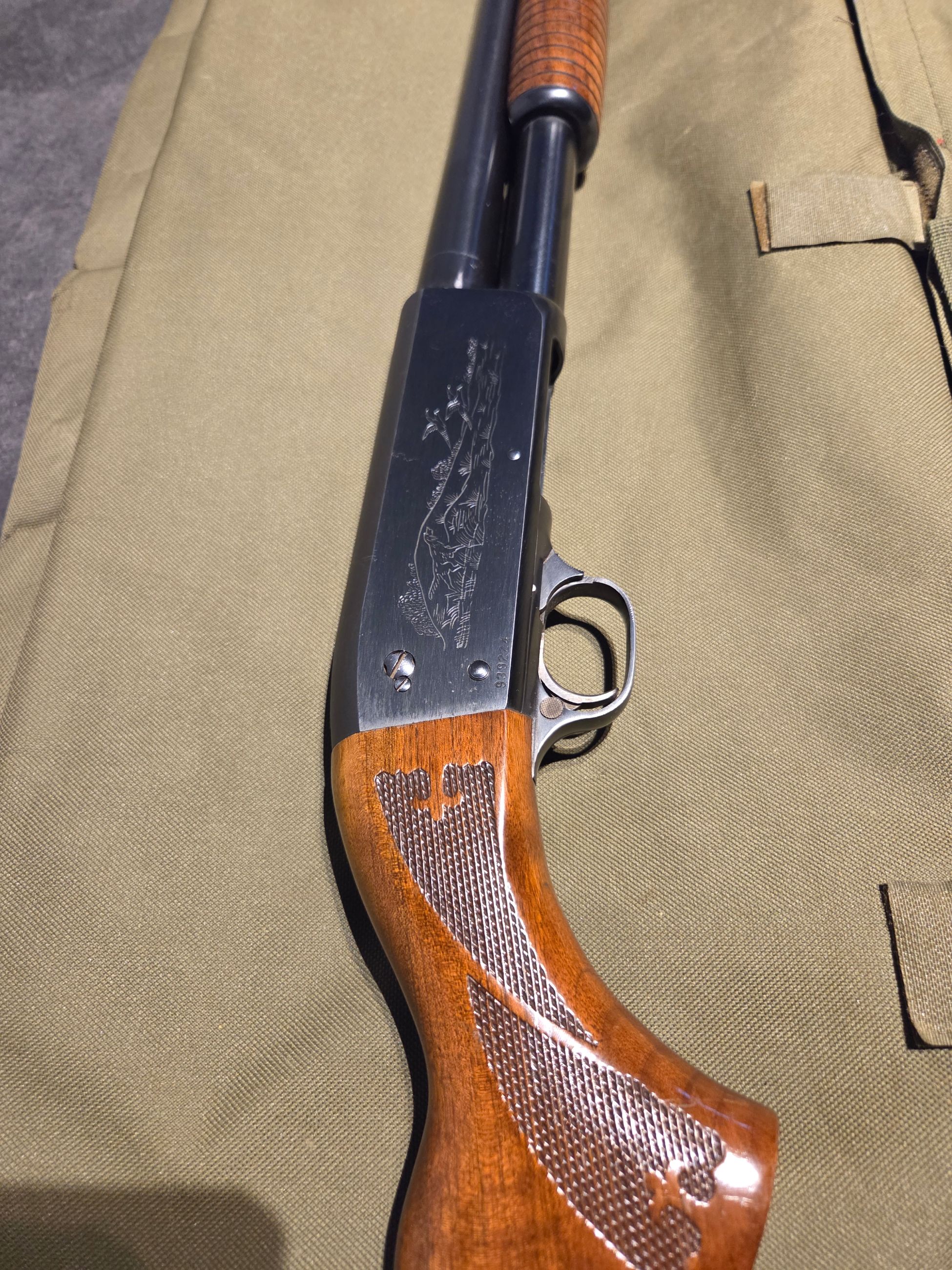 Ithaca model 37 - 5 - 1766964499019_2418