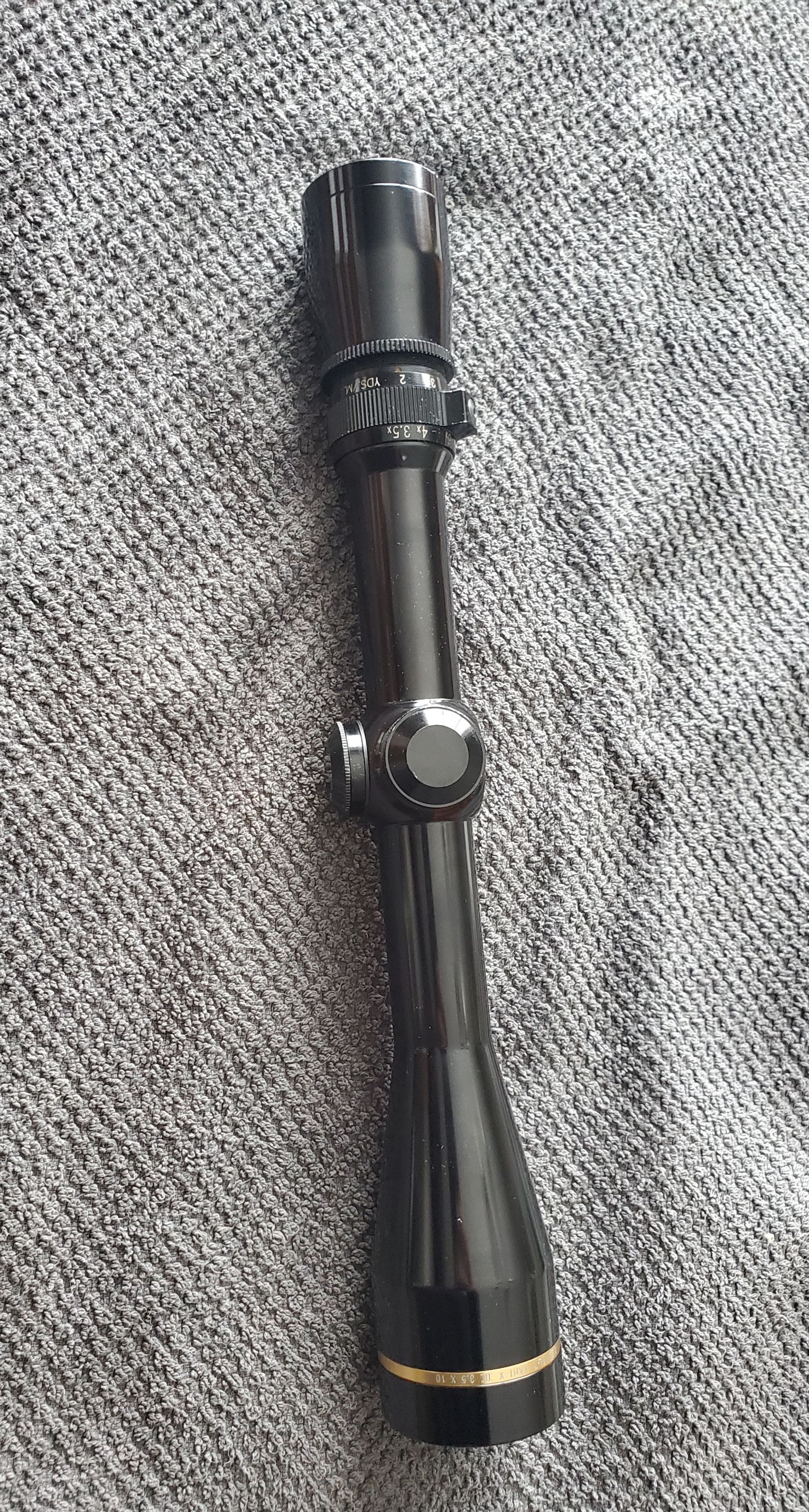 Photo of leupold vari x3 3.5 10x40 scope