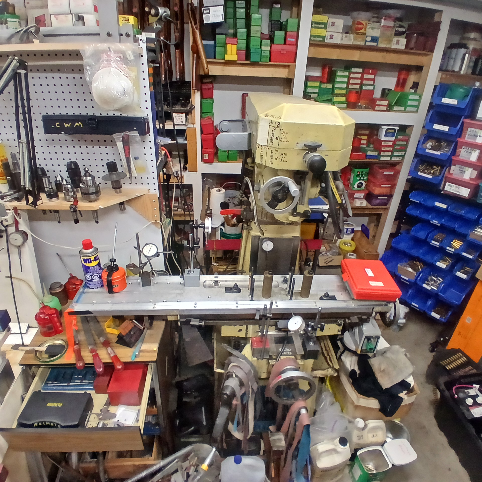 GUN SHOP EQUIPMENT FOR SALE, LATHE, 2 MILLS, BLASTING CABINENT, DRILL PRESS, BUFFER, BANDSAW, WORK BENCH, ETC - 4 - 1767768022984_#1 mill