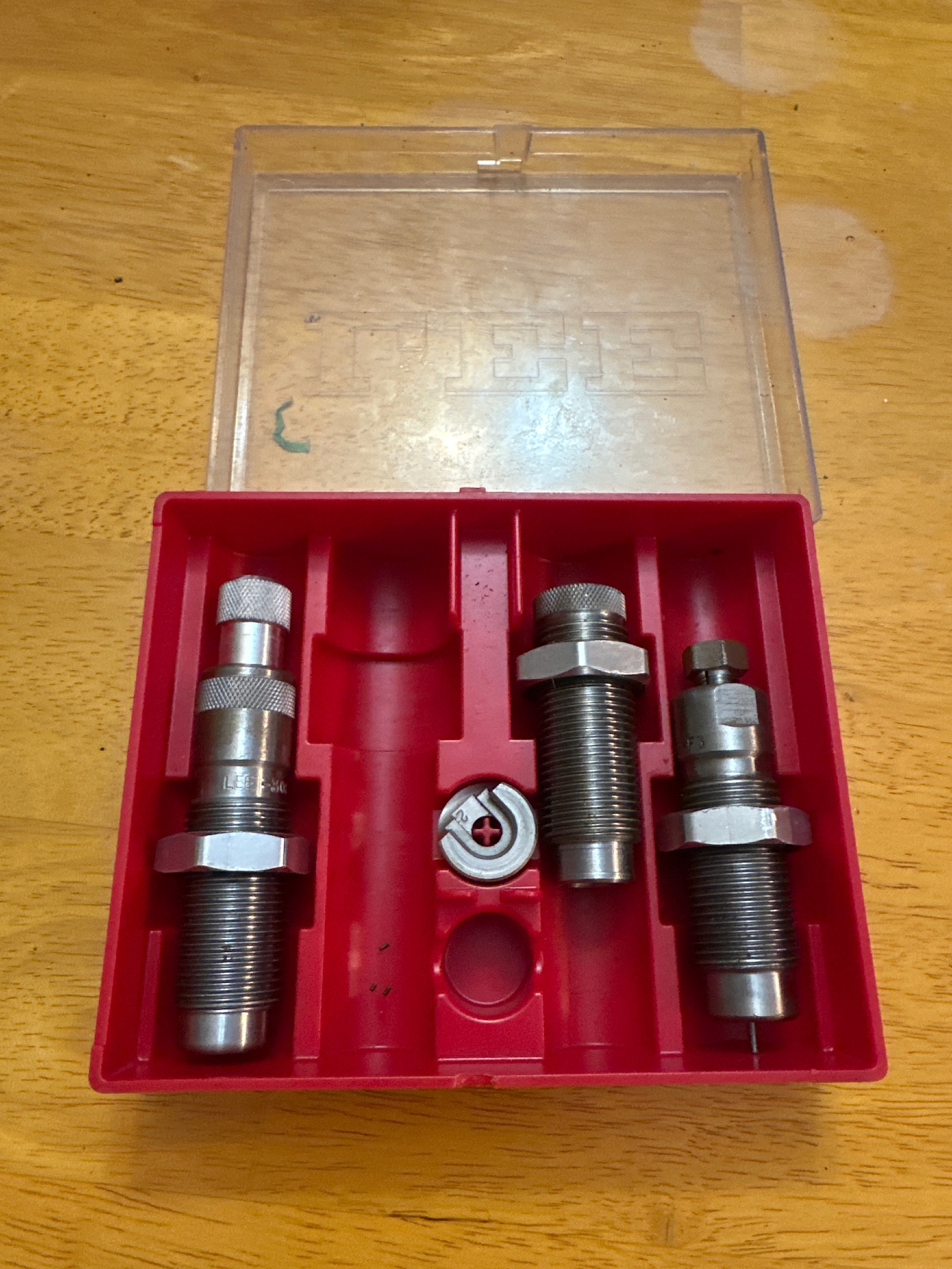 Lee dies - 3 - 1767808487798_image