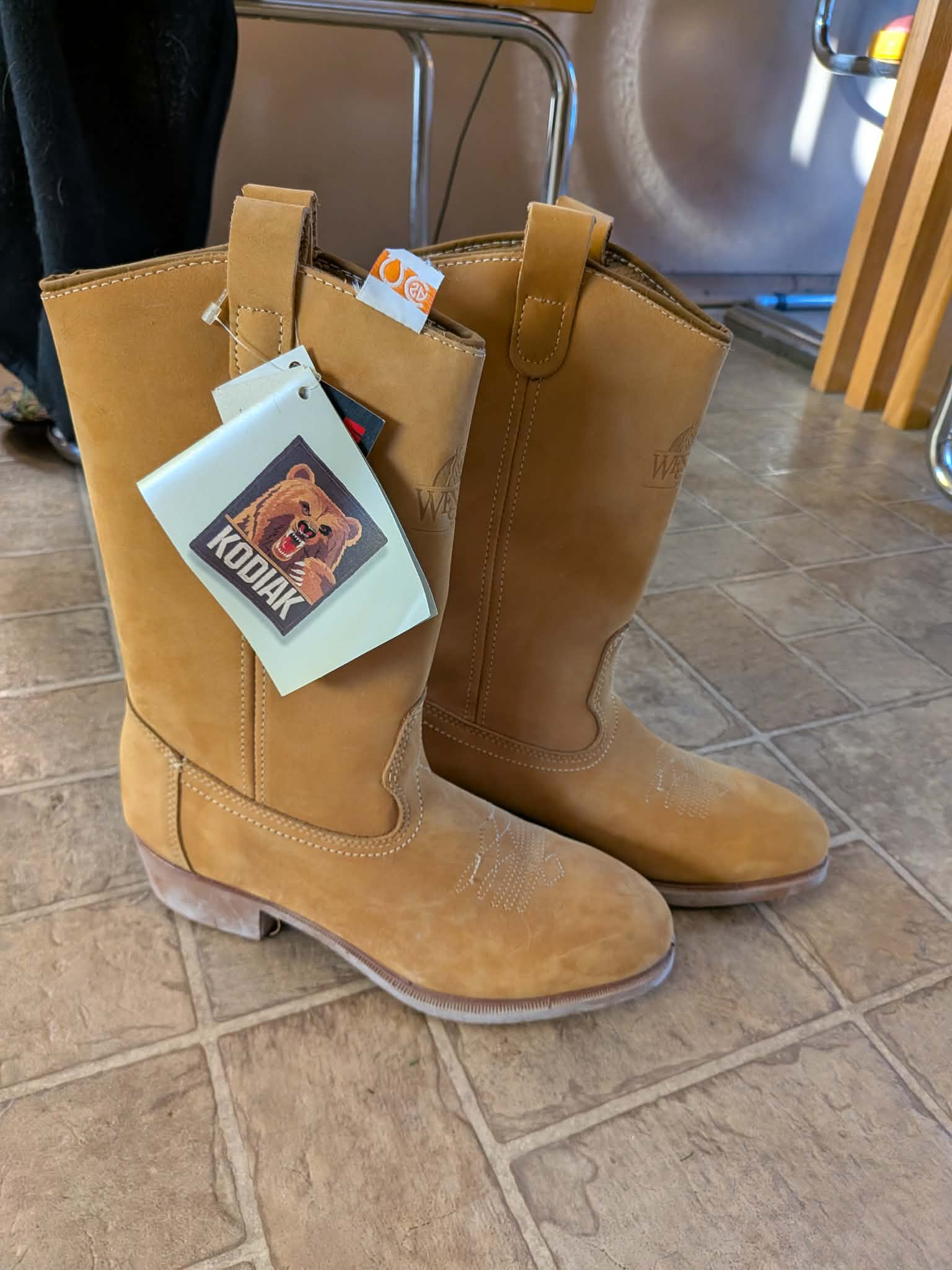 Photo of Kodiak thinsulate safety boots, older western style.