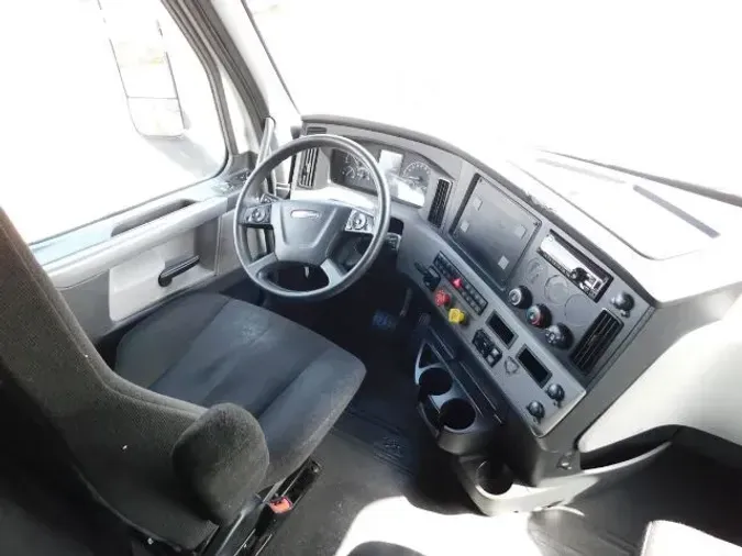 2020 FREIGHTLINER CASCADIA FOR SALE - 3 - 1767854274455_6eedc299e96dcef6