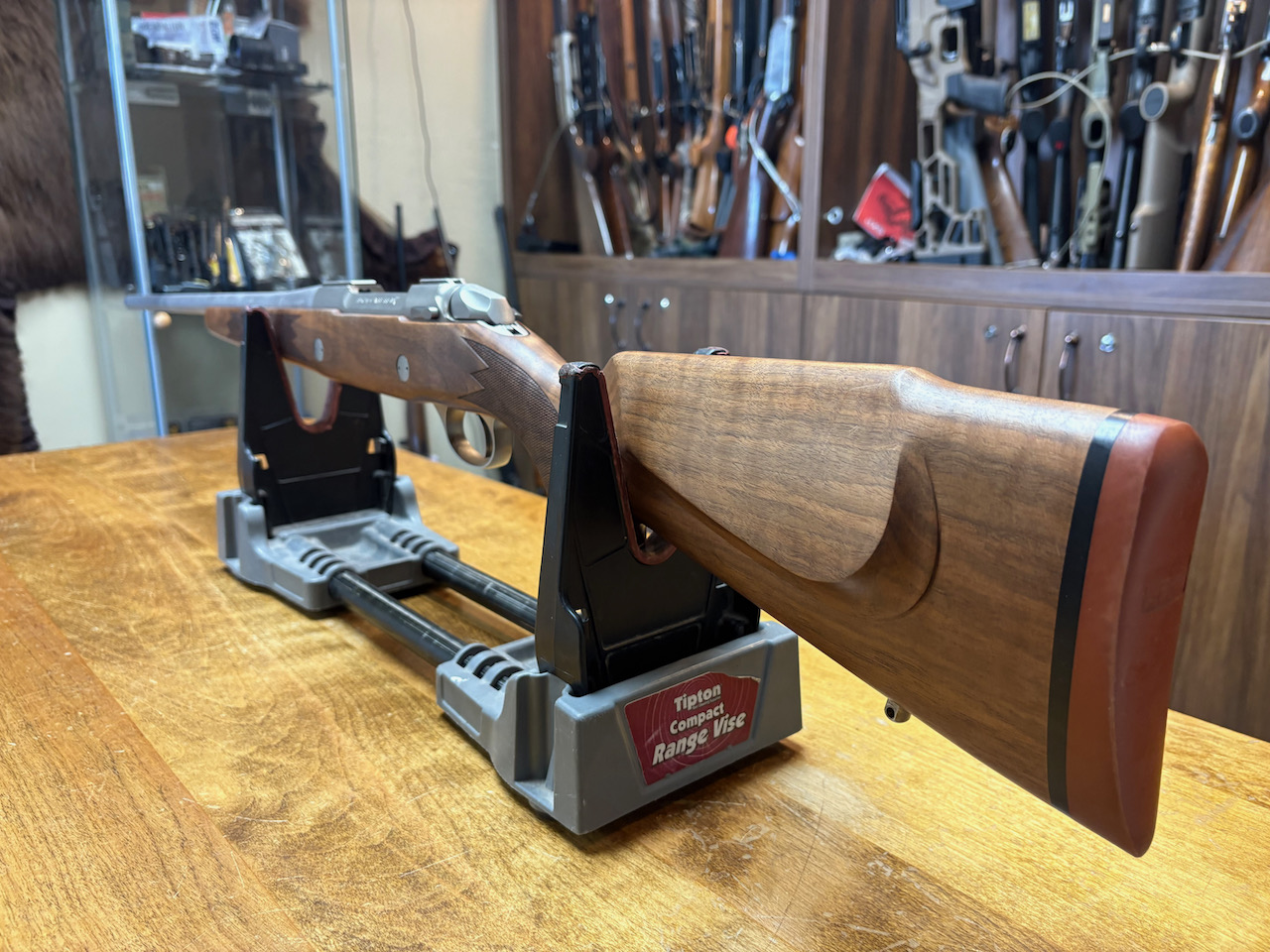 Photo of Sako 85 Hunter Stainless .270