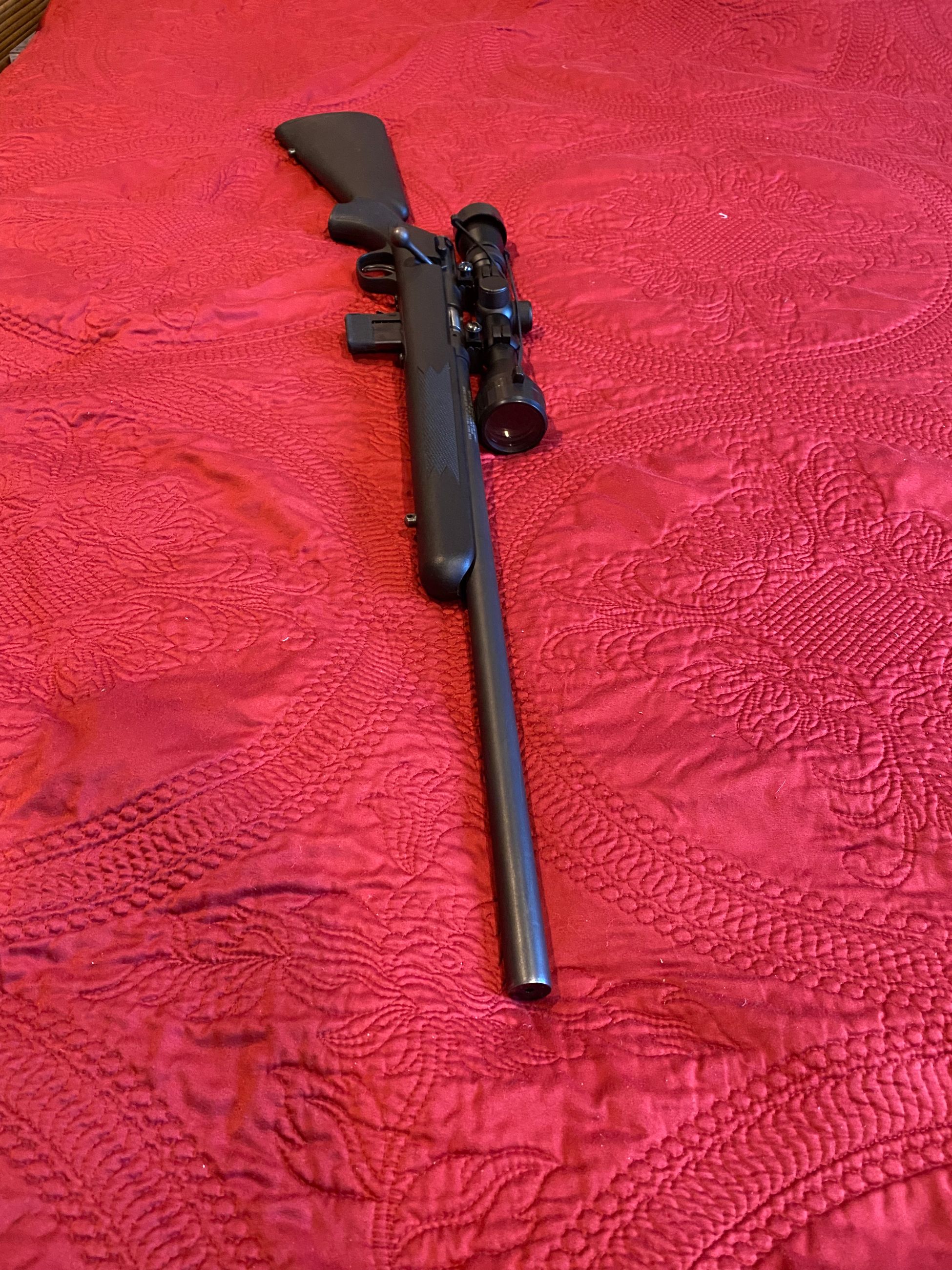 Photo of (Mint) Savage Model 93R17 17 HMR – Heavy Barrel – Weaver Scope – Low Round Count