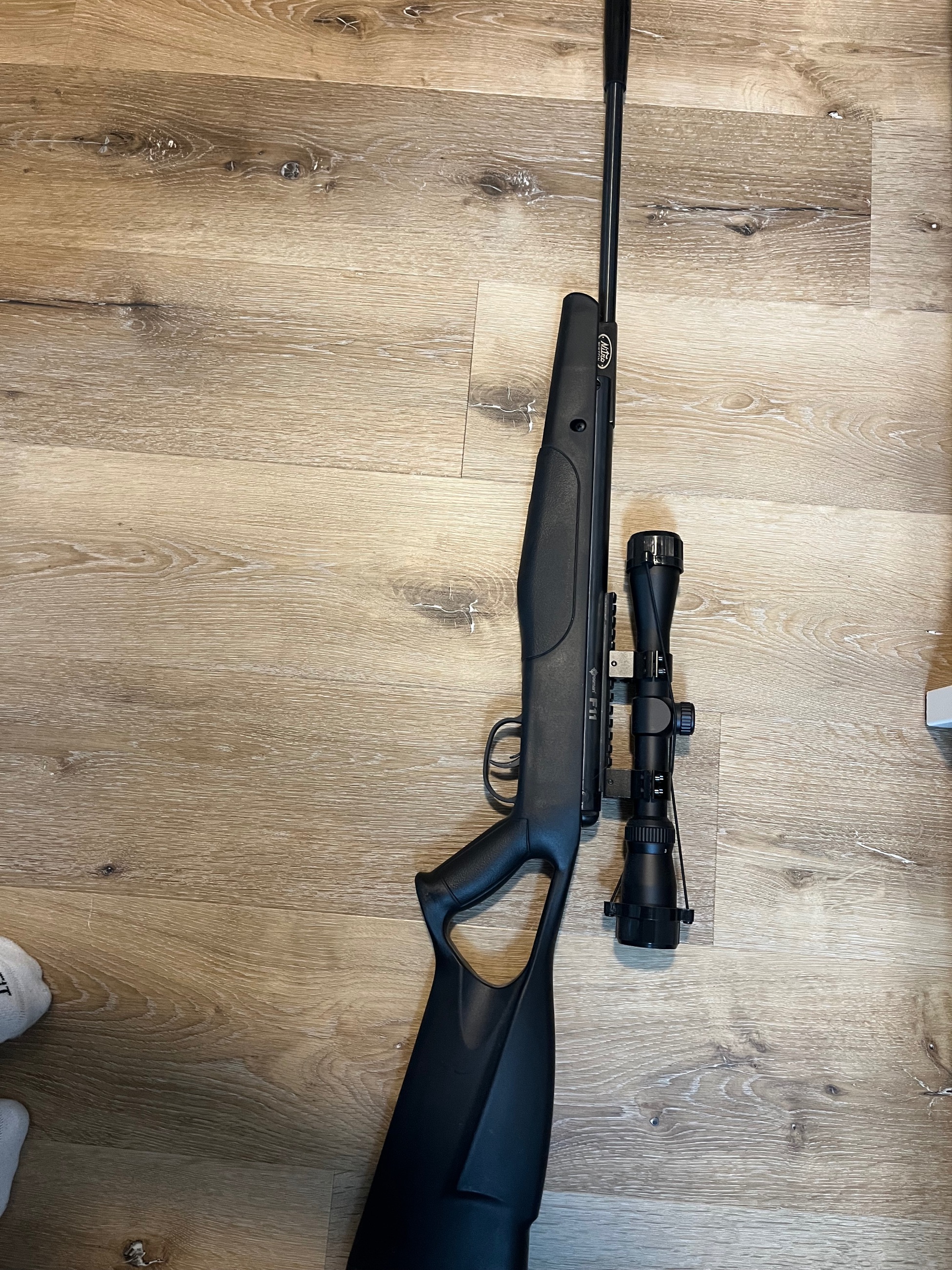 Photo of Crossman f11 Nitro Rifle