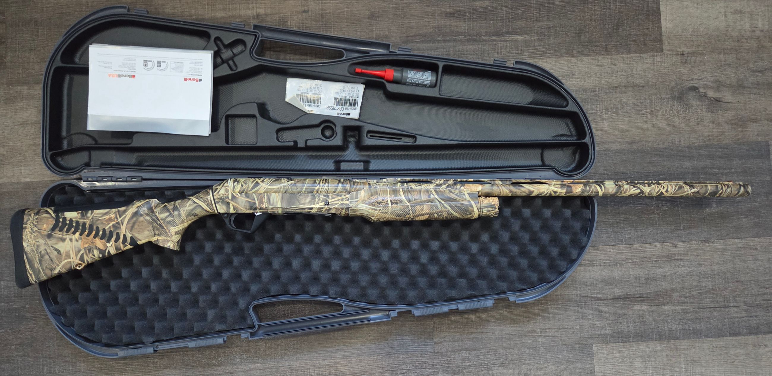 Photo of Benelli SBE II left hand LH 12 gauge