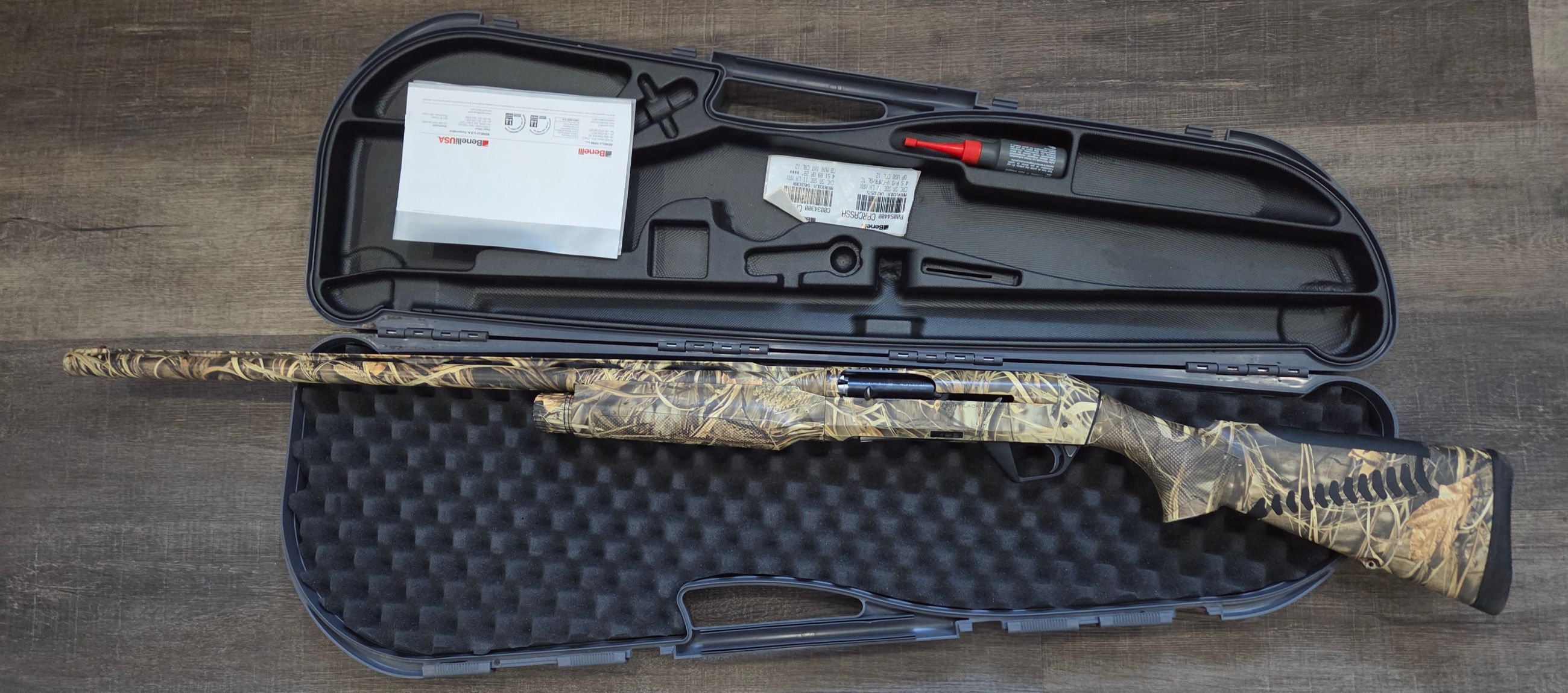 Photo of Benelli SBE II left hand LH 12 gauge