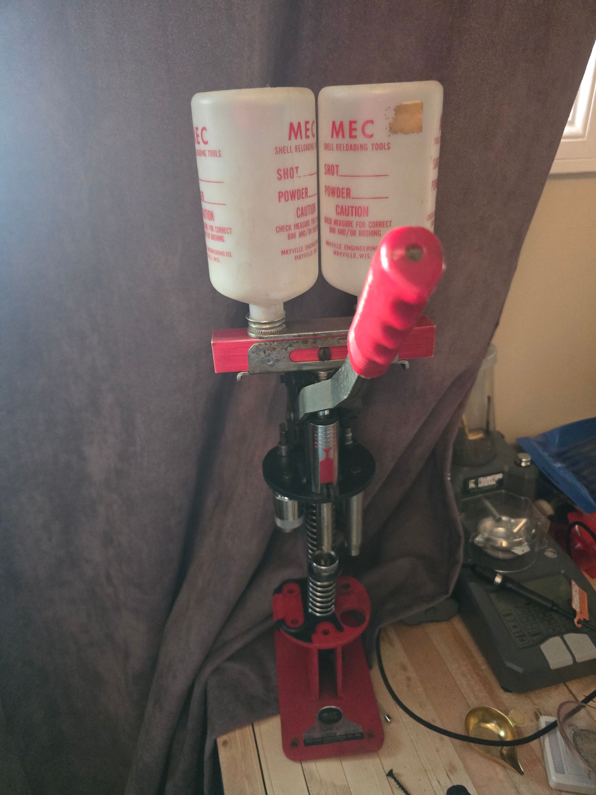 Photo of Mec 600 it shotgun reloading press