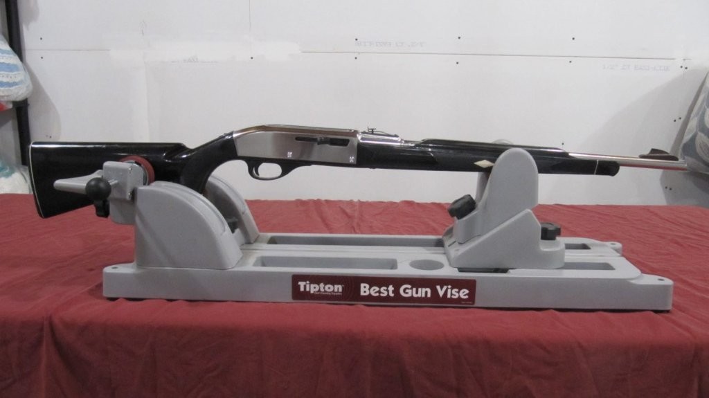 Photo of Remington Nylon Chrome and Black 66 22LR Metal and Chrome Really Good 