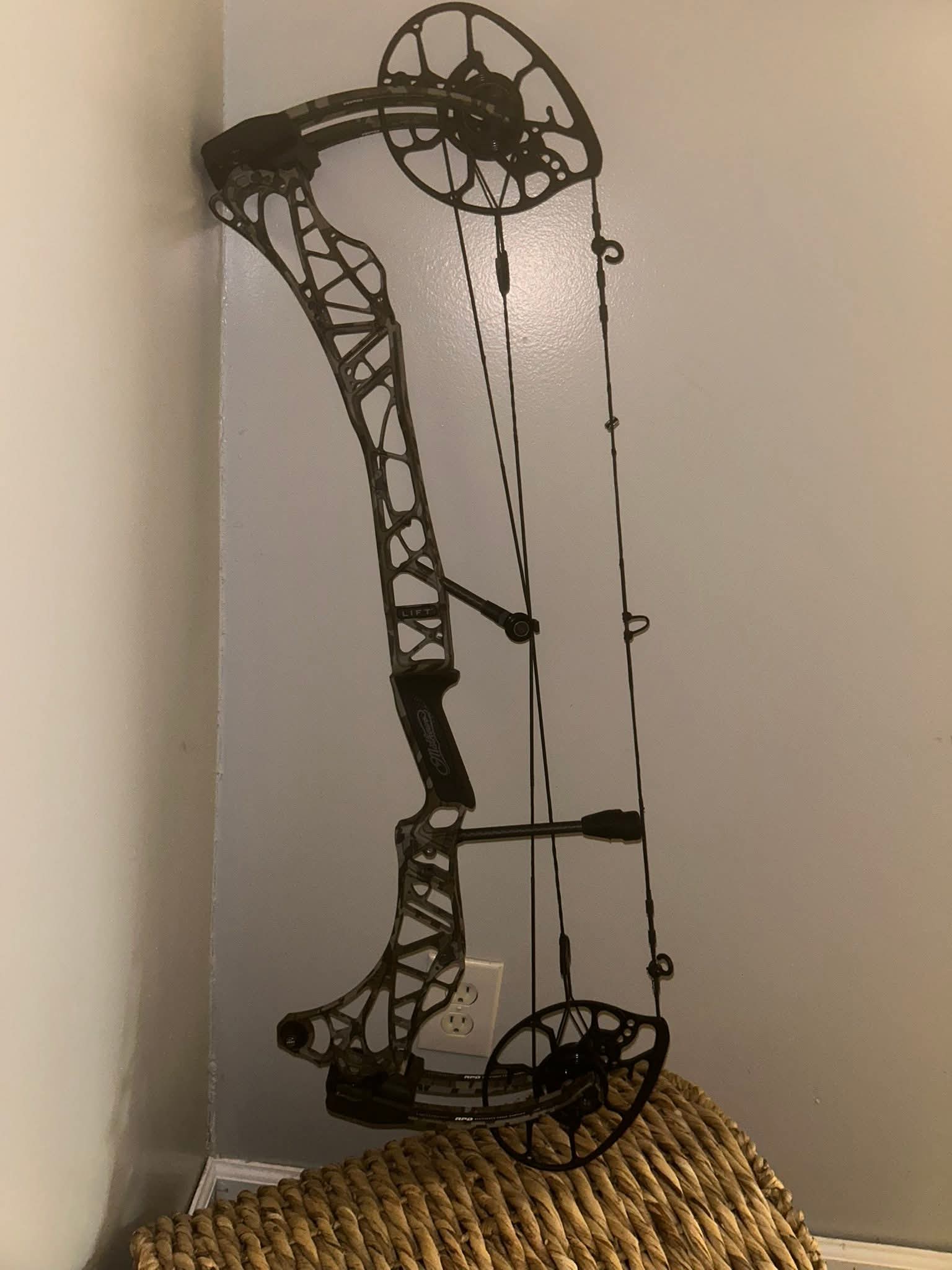 Photo of Mathew lift x 33 