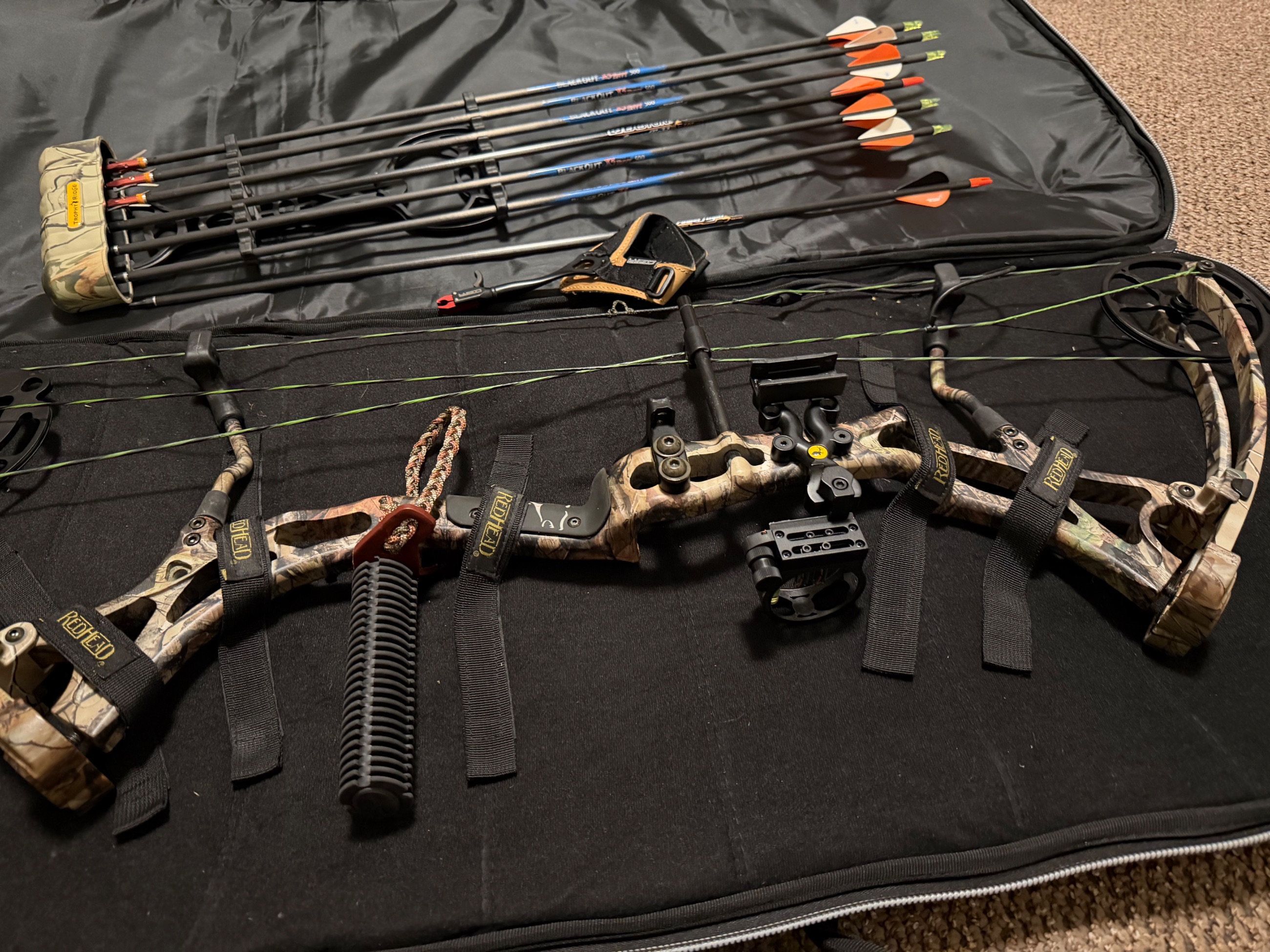 Photo of Bear Domain 50-60lb compound bow