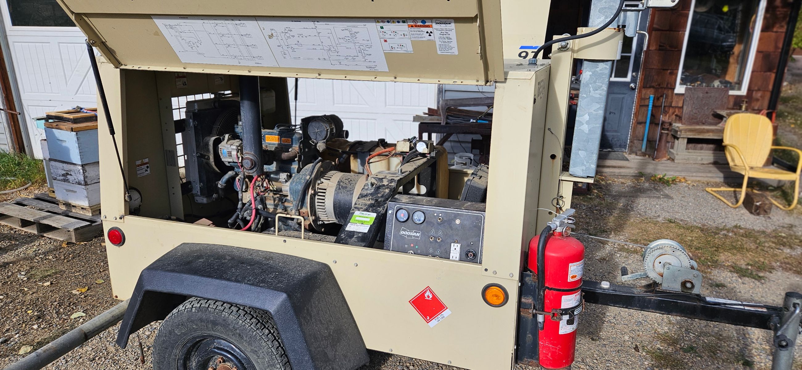 Photo of 2013 Doosan Generator Light Plant