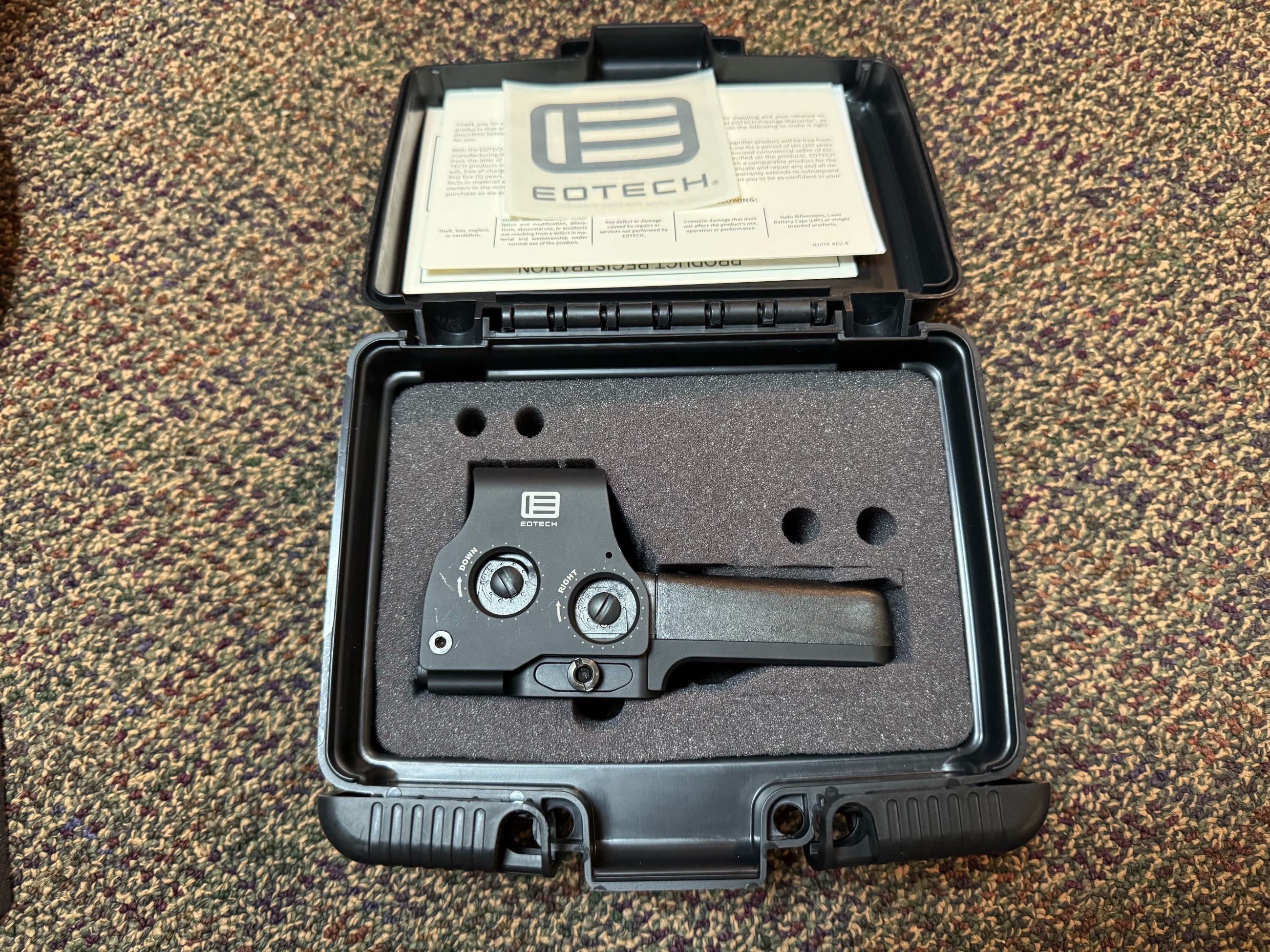 Photo of Eotech 558 A65 68 MOA with 1 MOA Dot - QD Mount - Good Condition