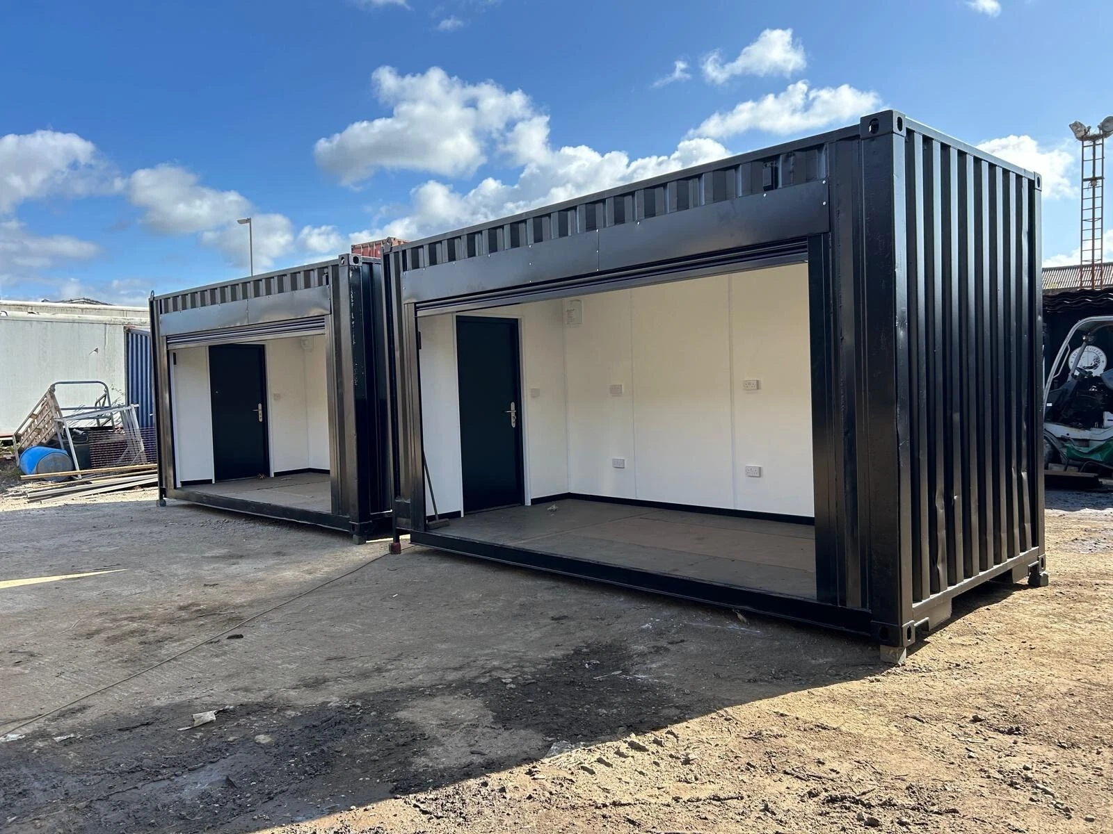 Photo of 20' Rolling Metal Curtain Shipping Container