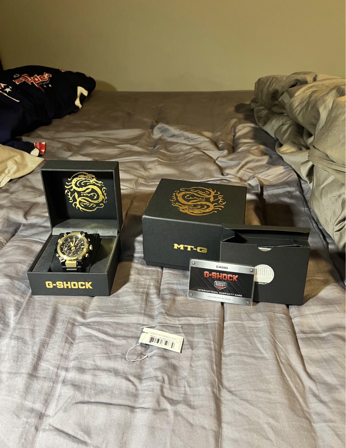 Photo of G-SHOCK MTG-B3000CXD-9A MT-G Men's Watch (Year of the Dragon)