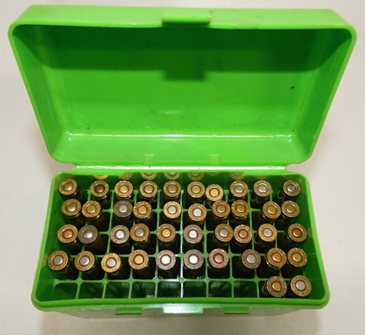 Photo of 32 REMINGTON - Mixed Vintage ammunition - 42 rounds
