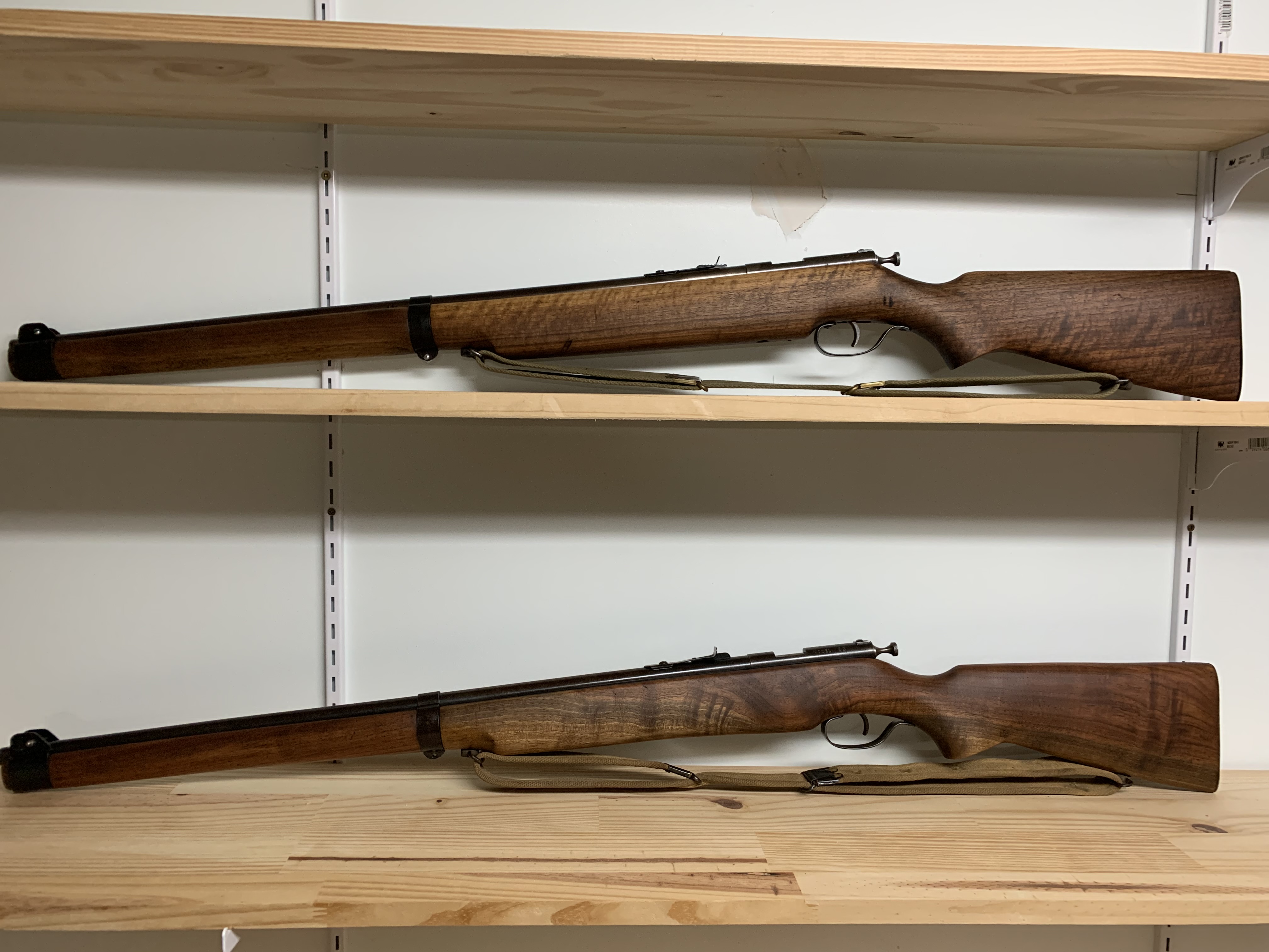 Photo of WTS Cooey model 82 rifles