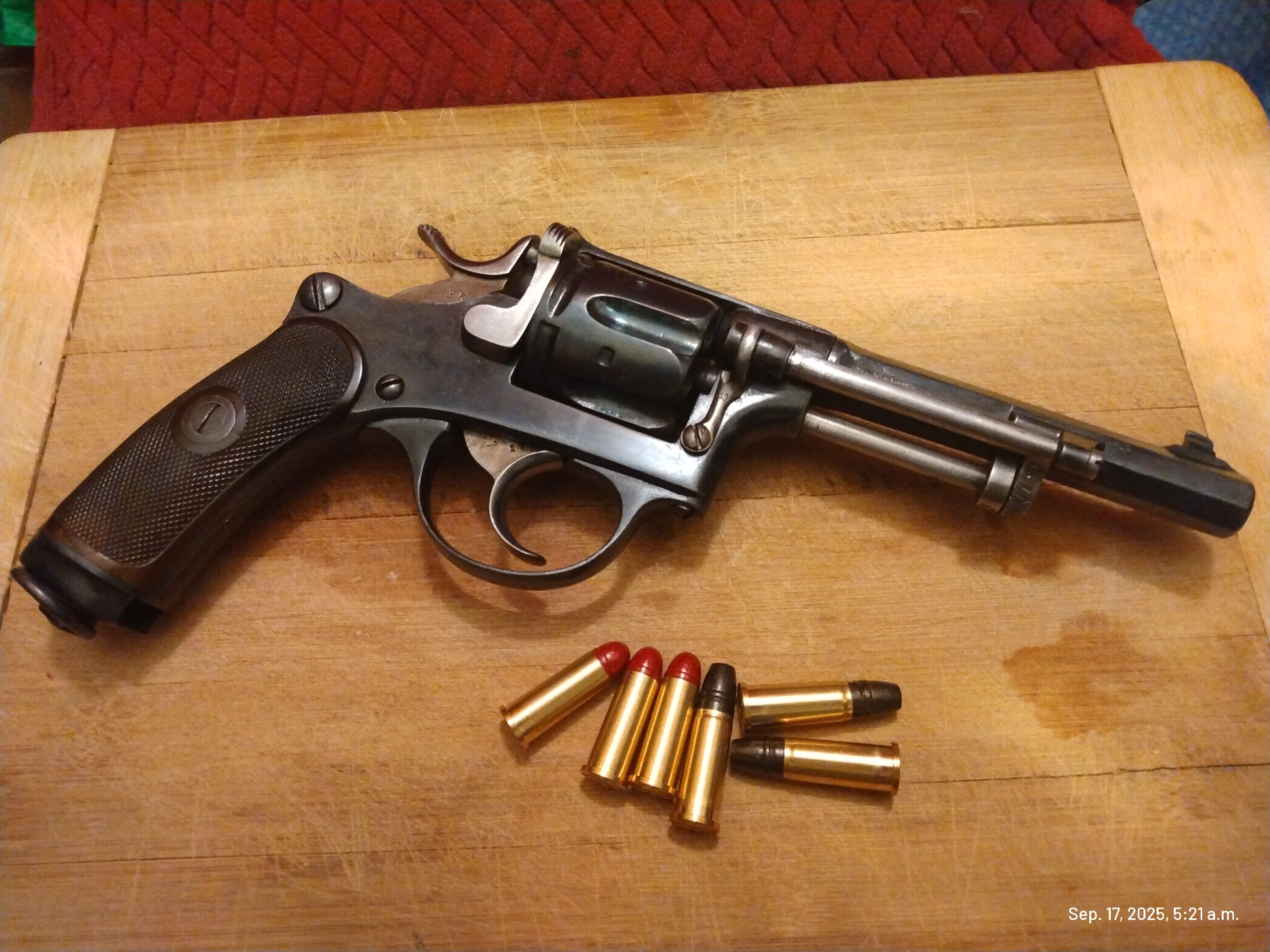 Photo of Swiss M1882 Service Antique Revolver, 7.5mm/32 S&W  Swiss Ordnance $43500