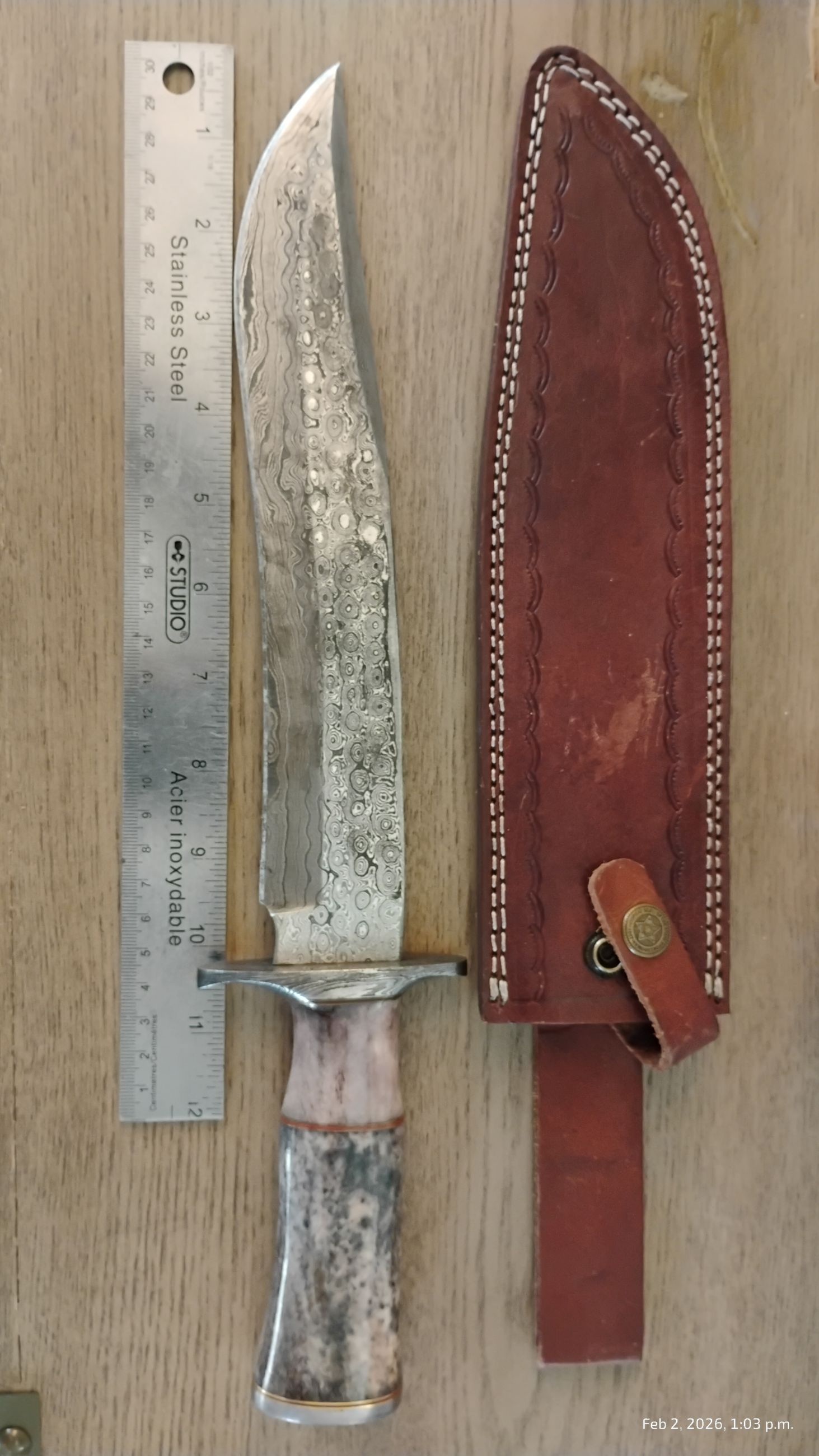 Photo of BRAND NEW LARGE DAMASCUS KNIFE 