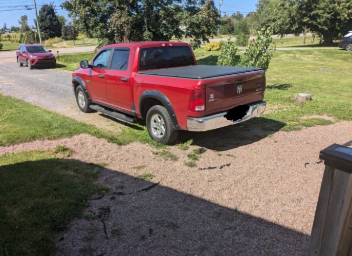 Photo of 2009 Dodge Ram 1500 SLT 4 x4. 5.7 Hemi