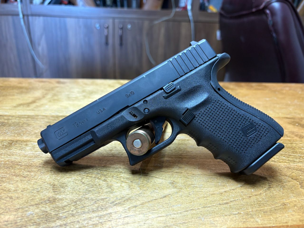 Photo of Glock 19 Gen 4 9mm