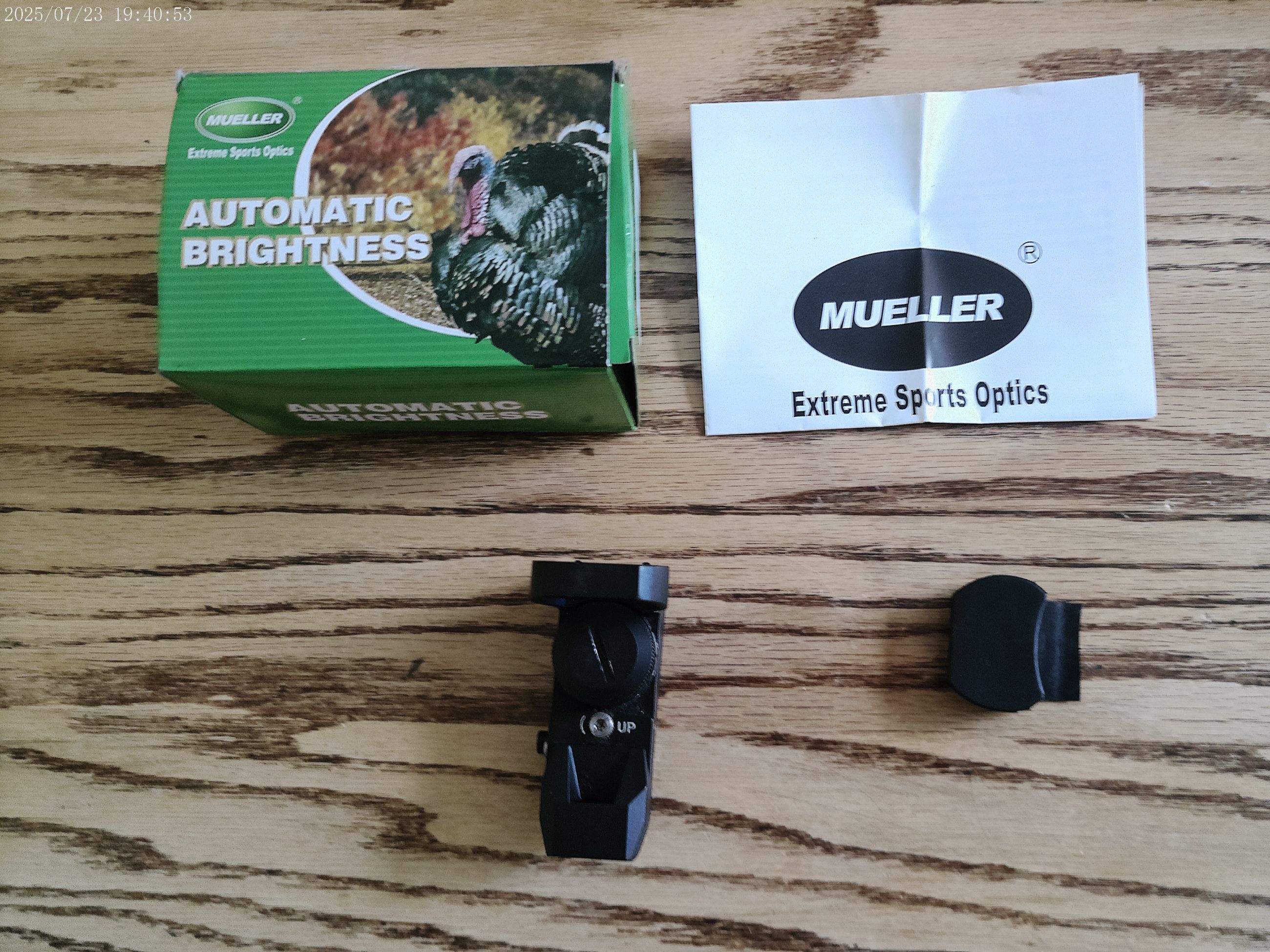 Photo of Mueller Quick Shot Illuminated Rifle / Handgun Red Dot Scope