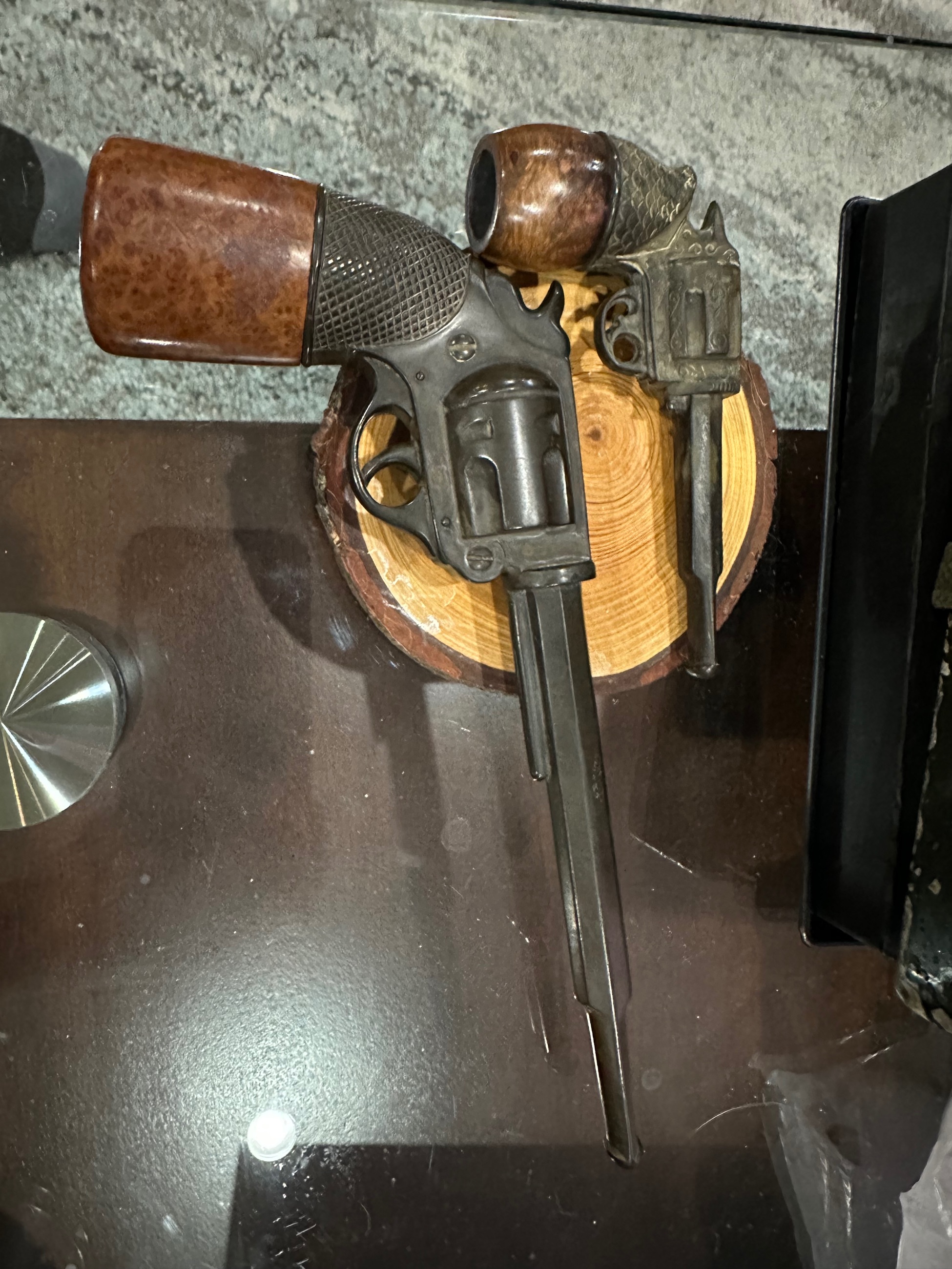 Photo of Unique hand carved briar bowl, smoking pipes