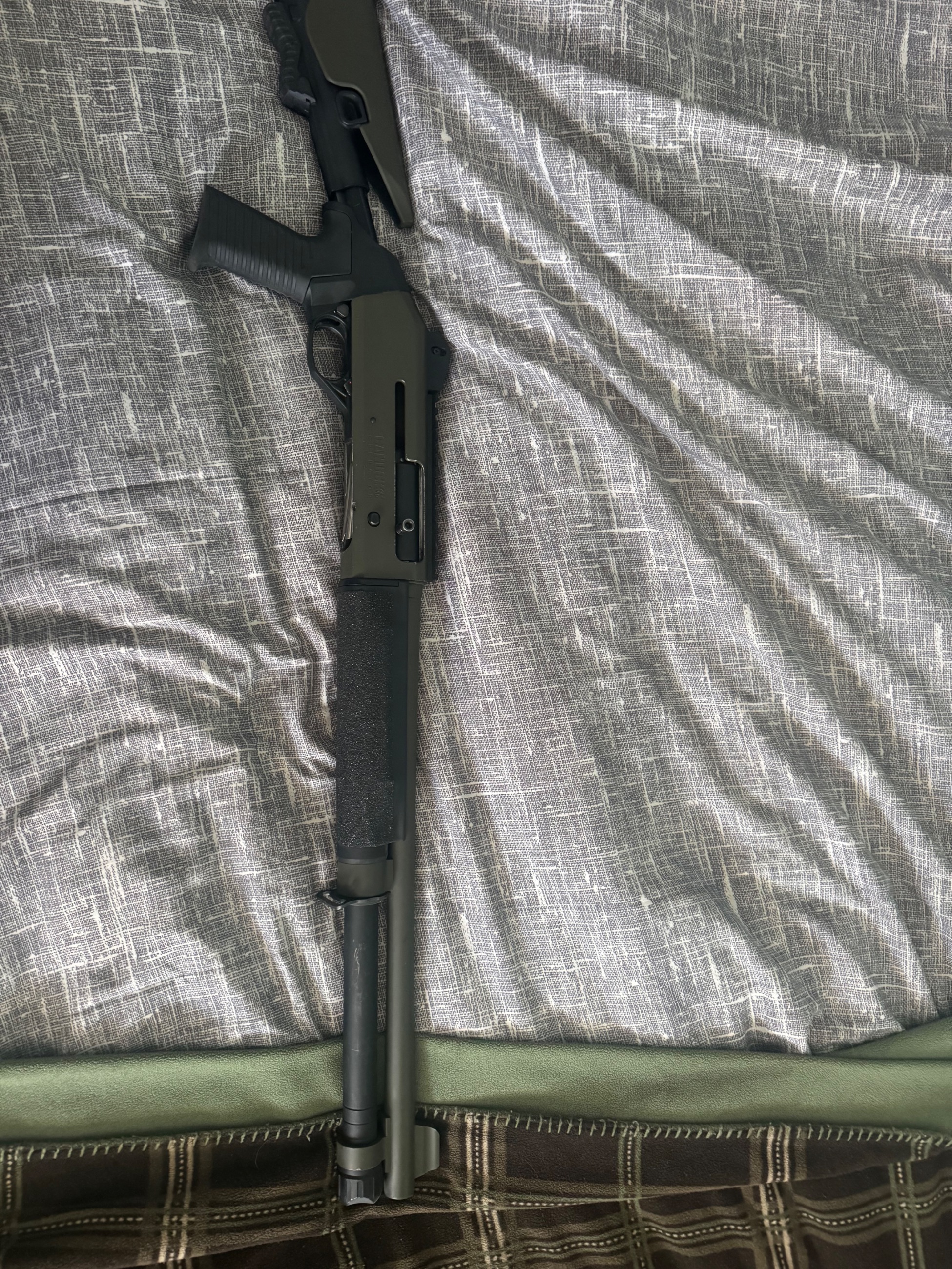 Photo of Canuck operator 12 gauge 