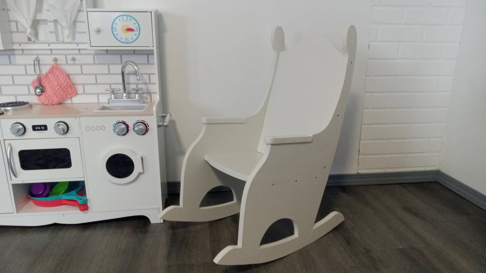 Photo of Small rocking chairs for kids