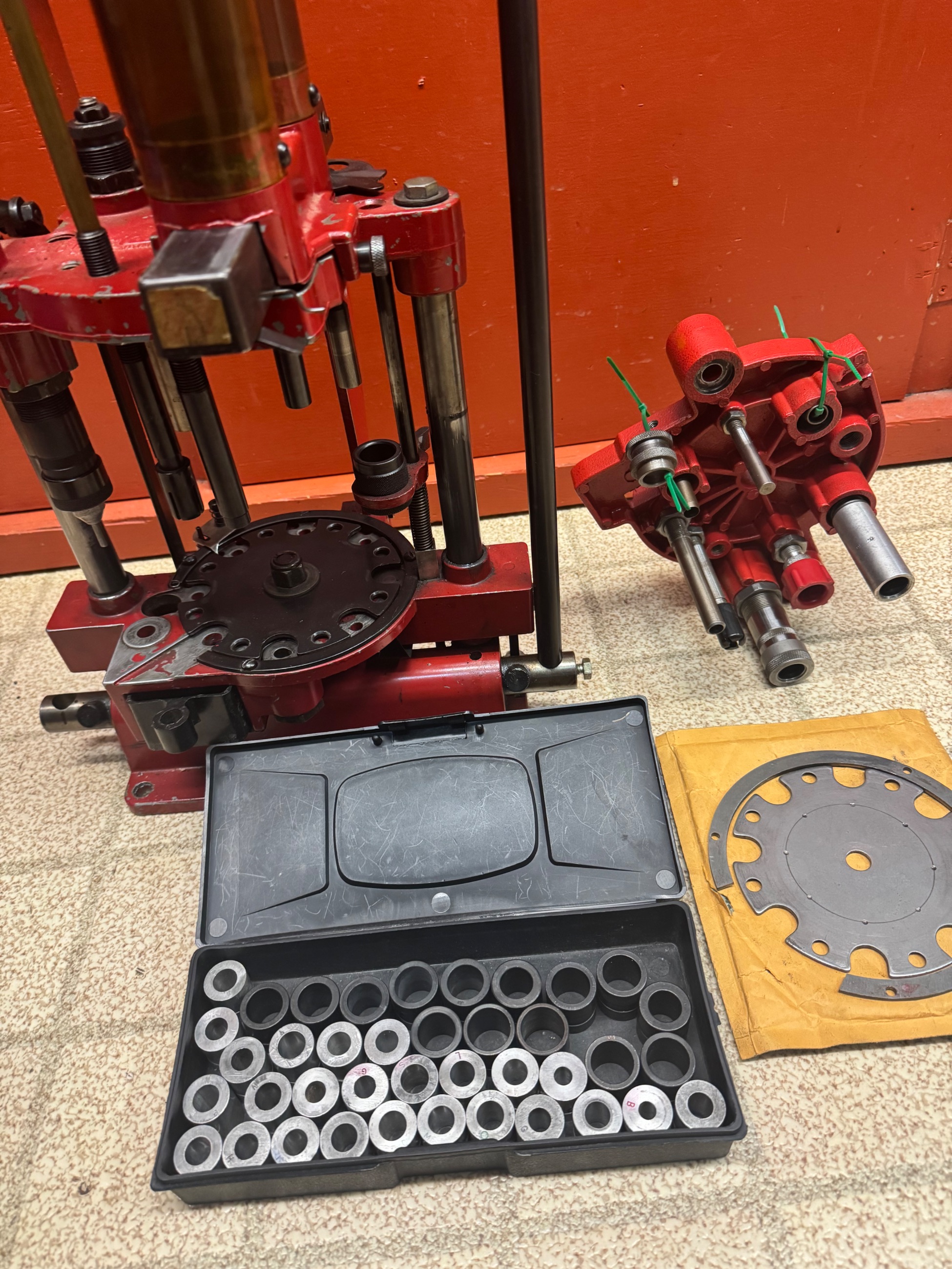 Photo of Pacific Hornady 366 Shotgun shells reloading press 