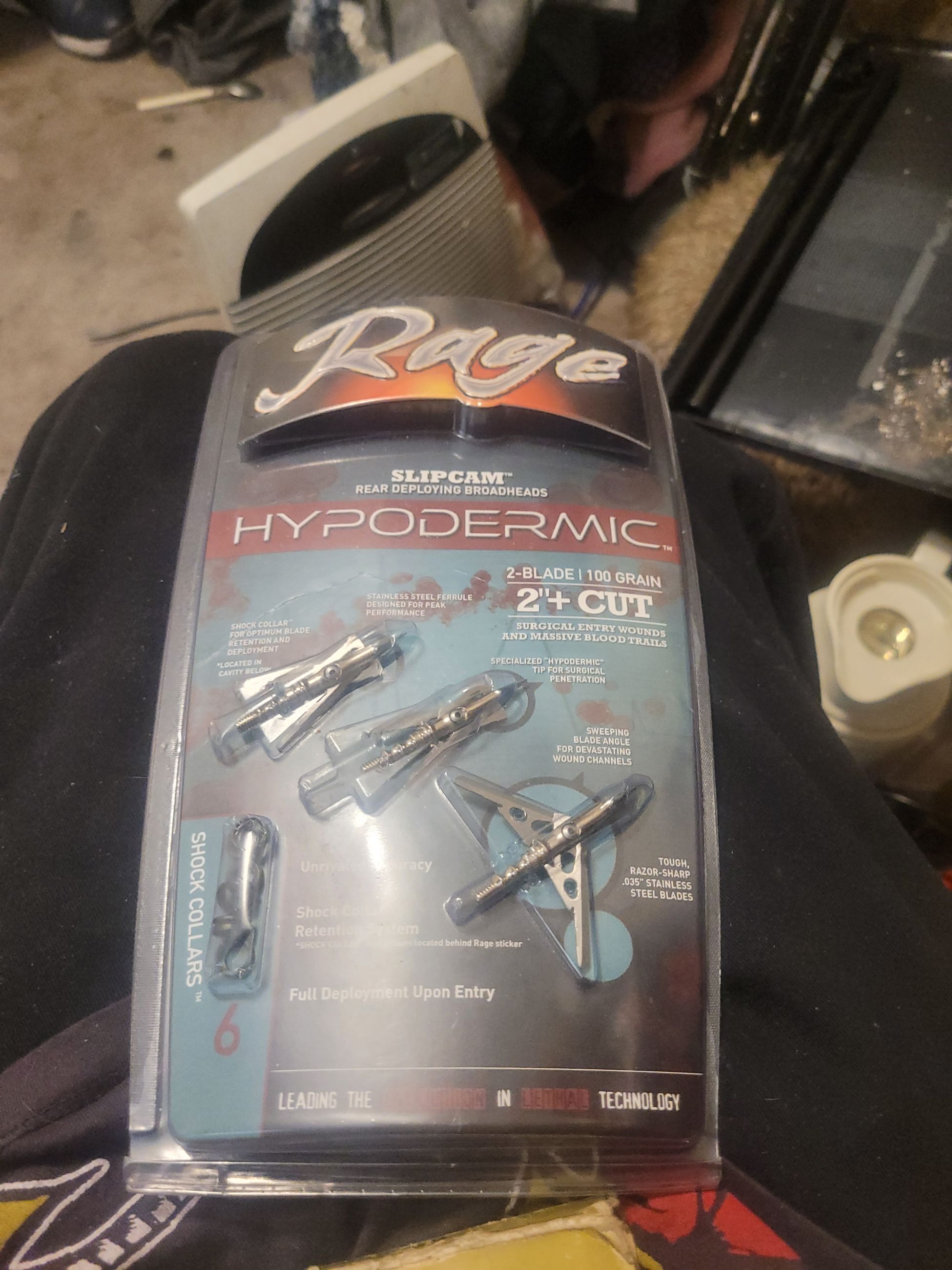 Photo of Rage hypodermic broadheads