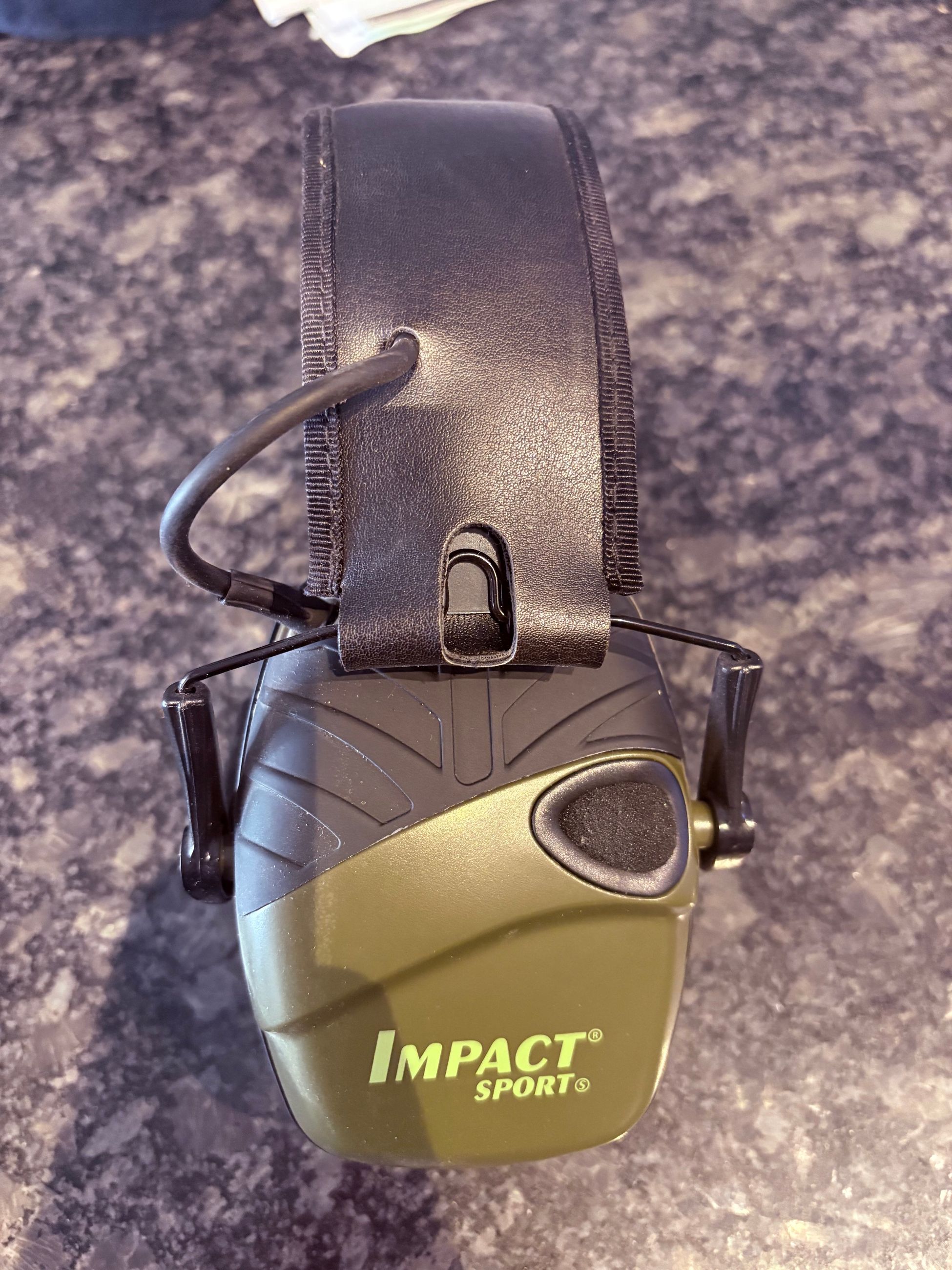 Photo of Howard Leight NR22 Earmuffs