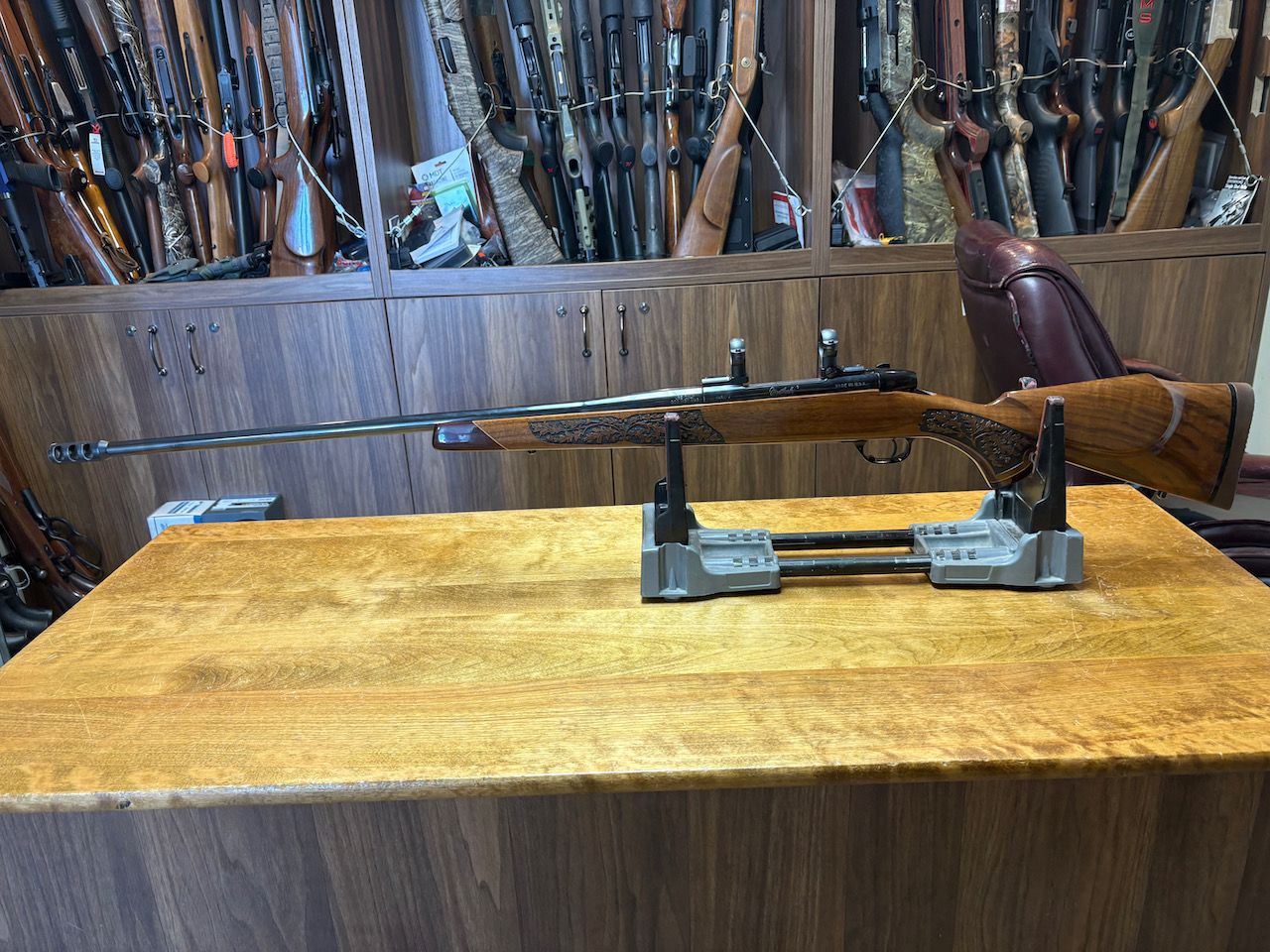 Photo of Weatherby Mark V Lazermark .300 Wby Mag